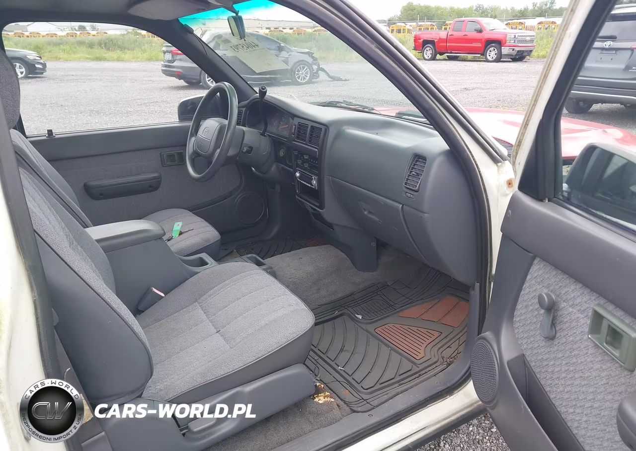 1996 Toyota Tacoma VIN:4TANL42N8TZ128236 - 5