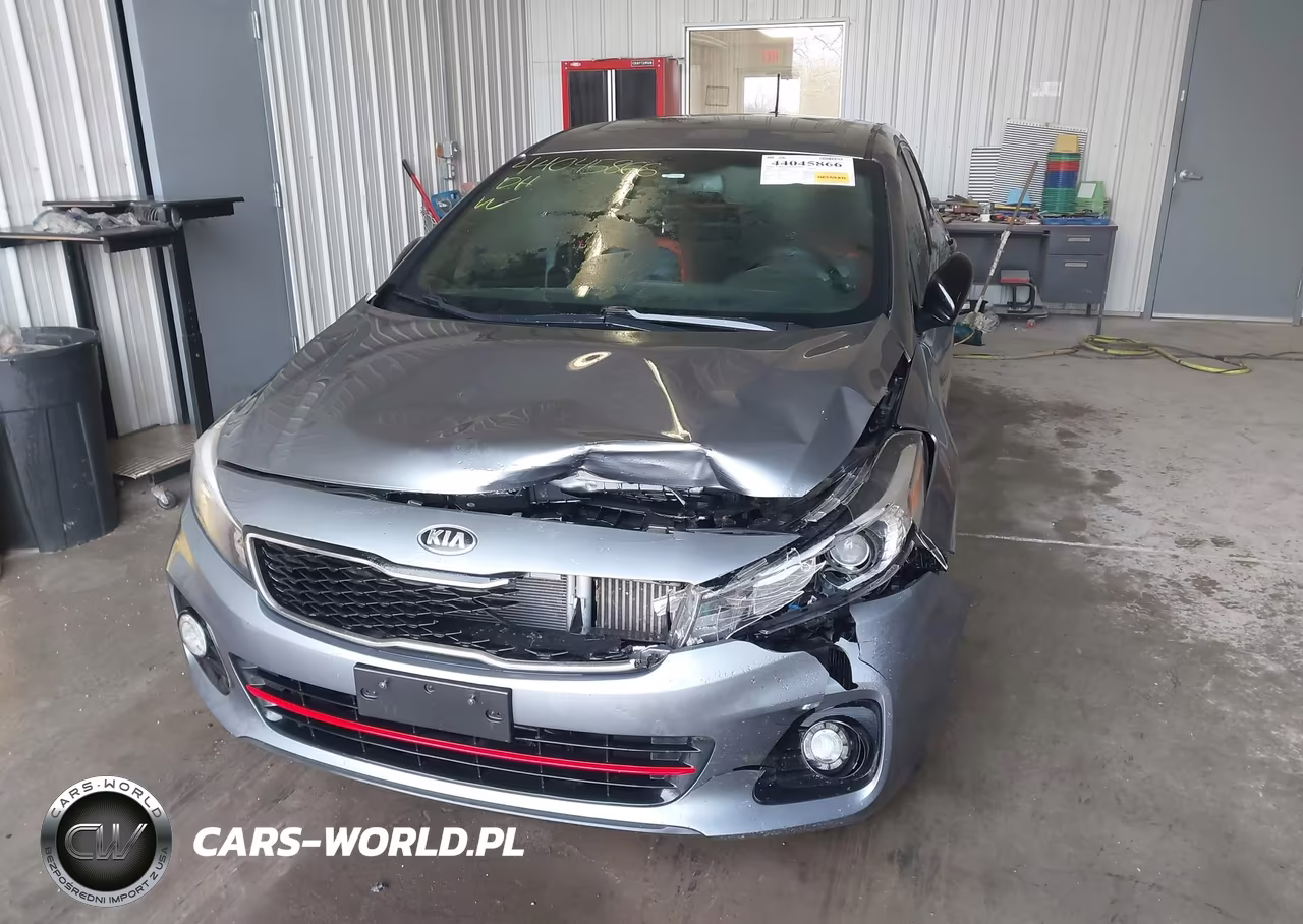 2017 Kia Forte Sx VIN:3KPFN5A38HE065134 - 6