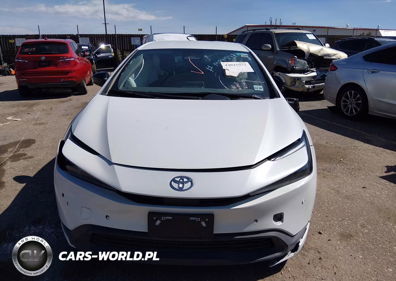 2024 Toyota Prius Le VIN:JTDACAAU9R3027079 - 12