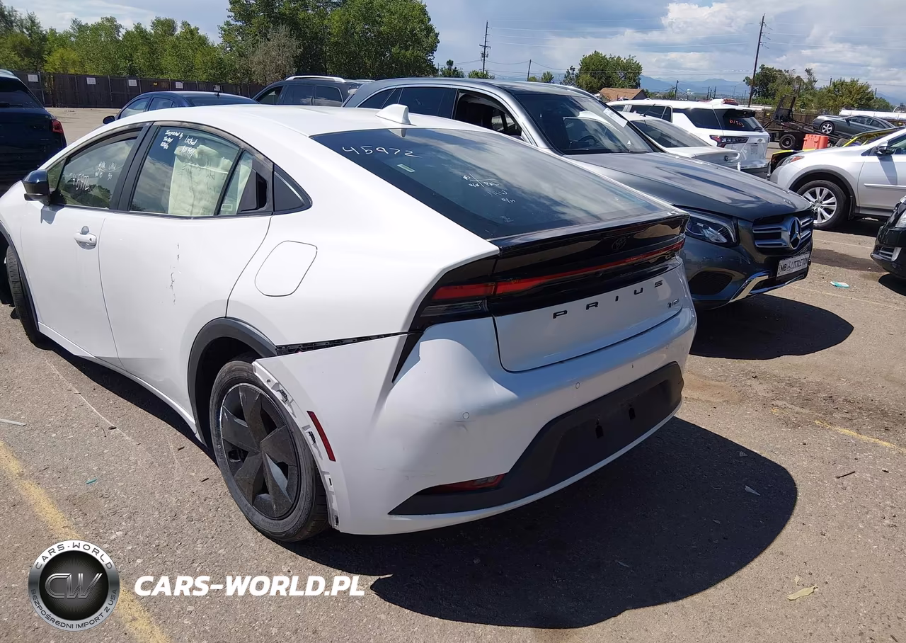 2024 Toyota Prius Le VIN:JTDACAAU9R3027079 - 6