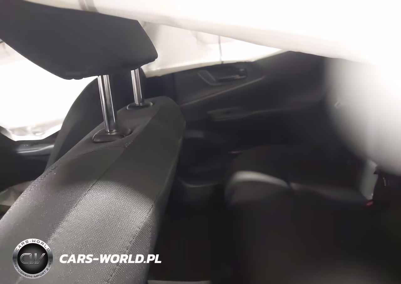 2024 Toyota Prius Le VIN:JTDACAAU9R3027079 - 8