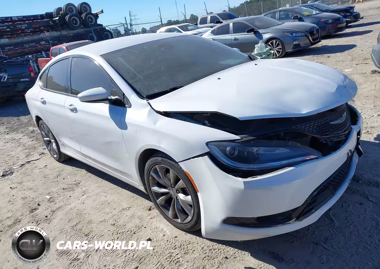 2015 Chrysler 200 S