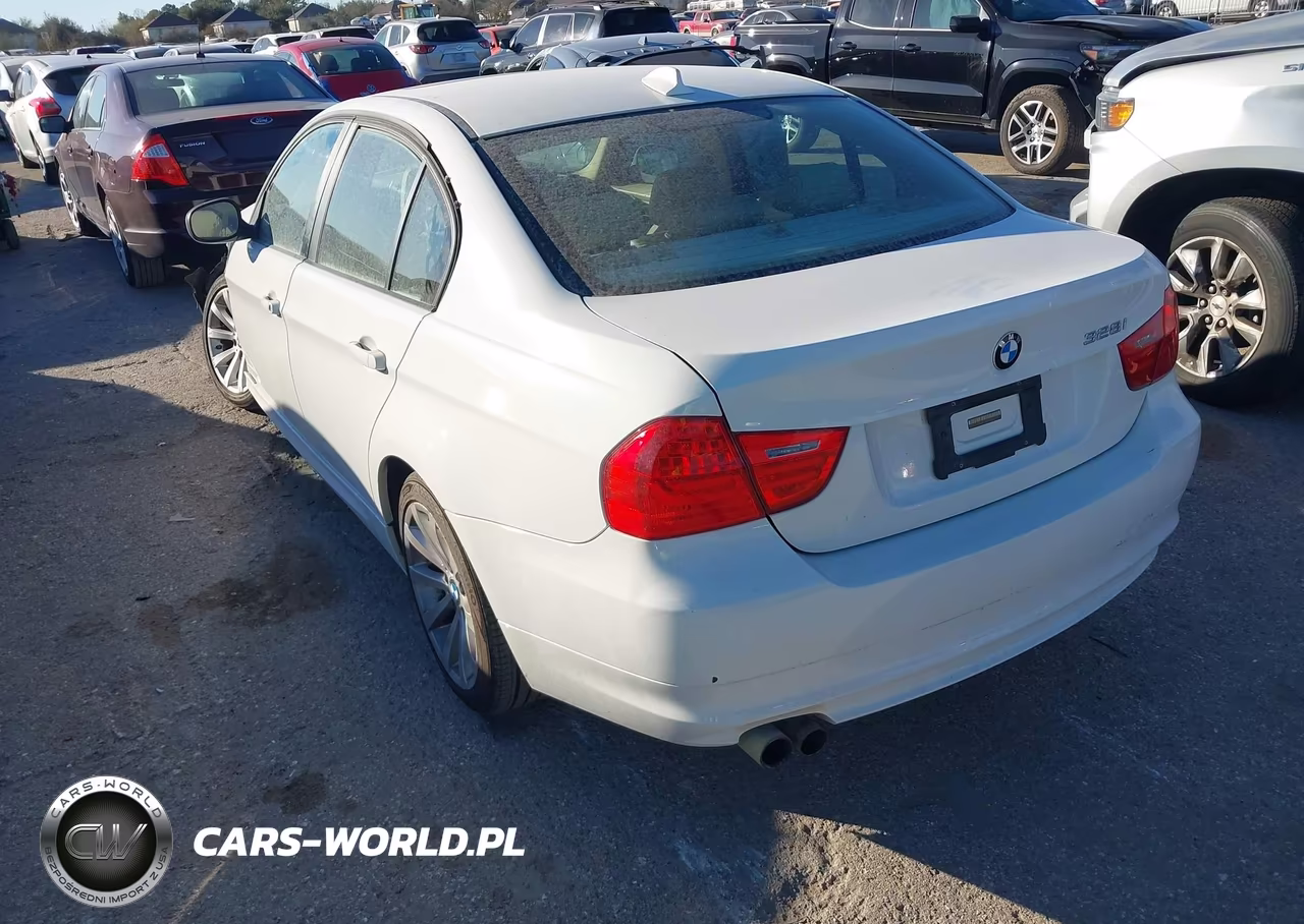 2011 BMW 328I VIN:WBAPH7C51BE675009 - 3