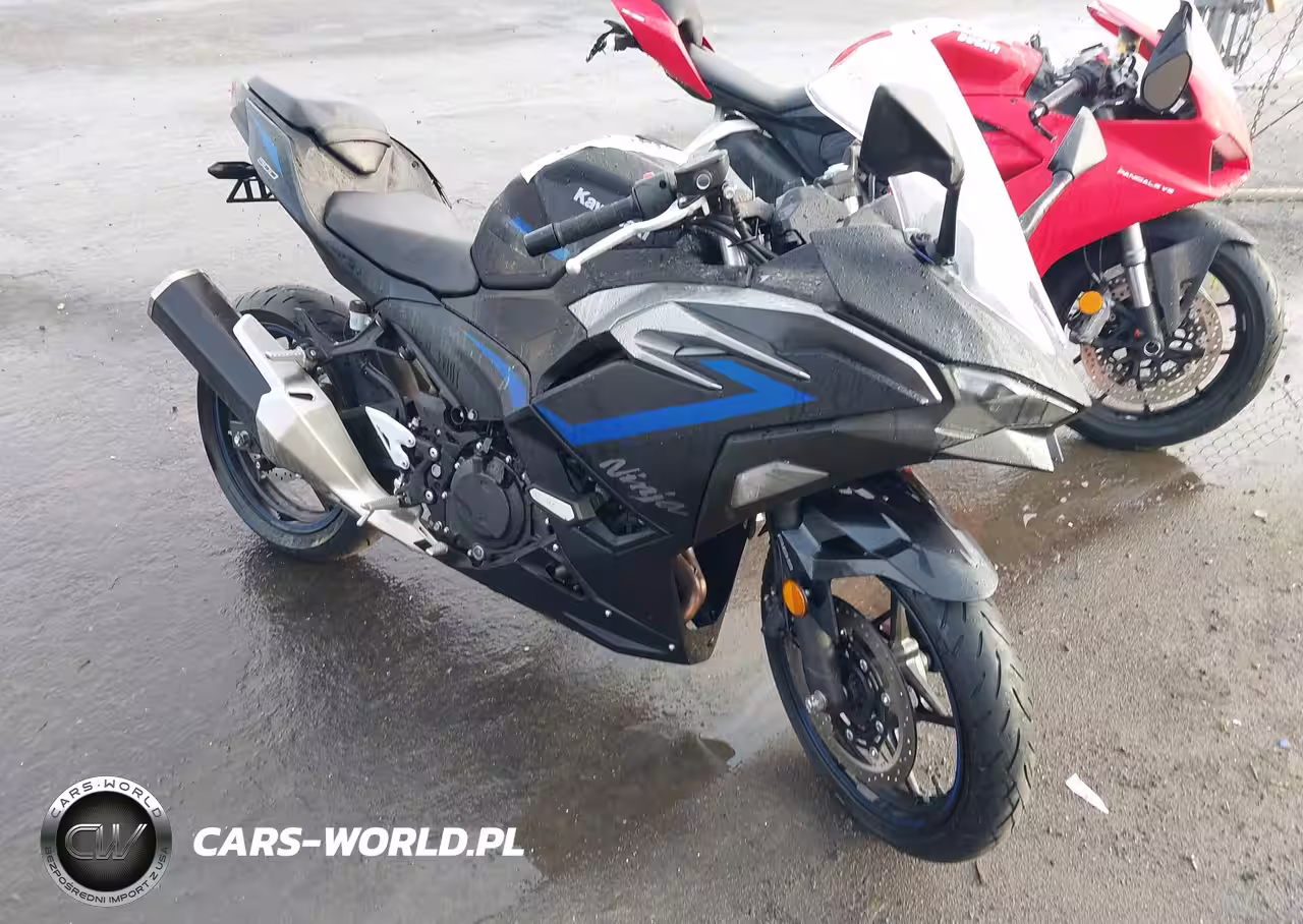 2025 Kawasaki Ex500 A-B