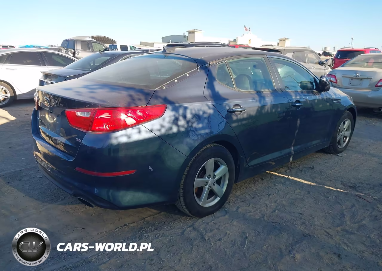 2015 Kia Optima Lx VIN:5XXGM4A70FG482269 - 4