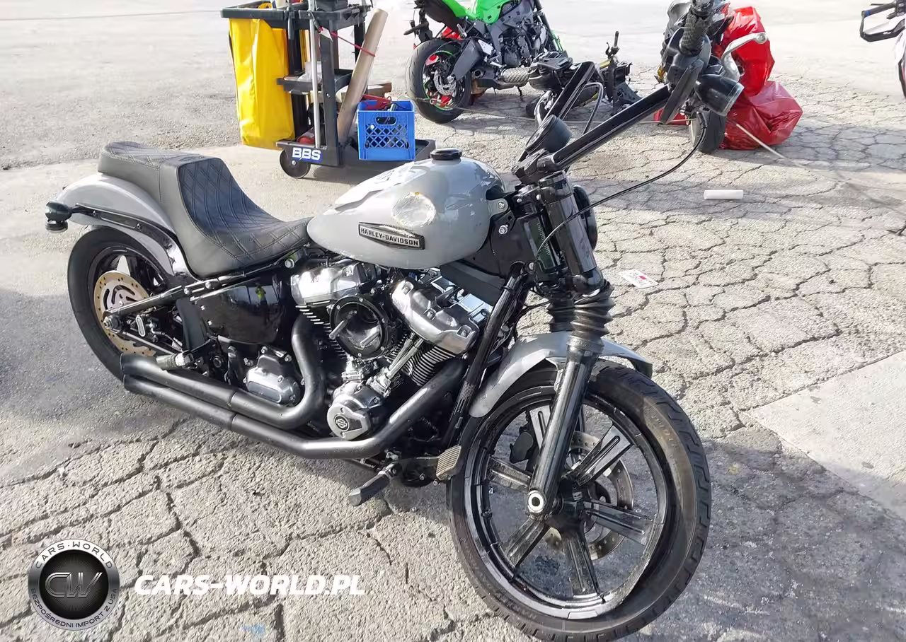 2025 Harley-Davidson Fxbb