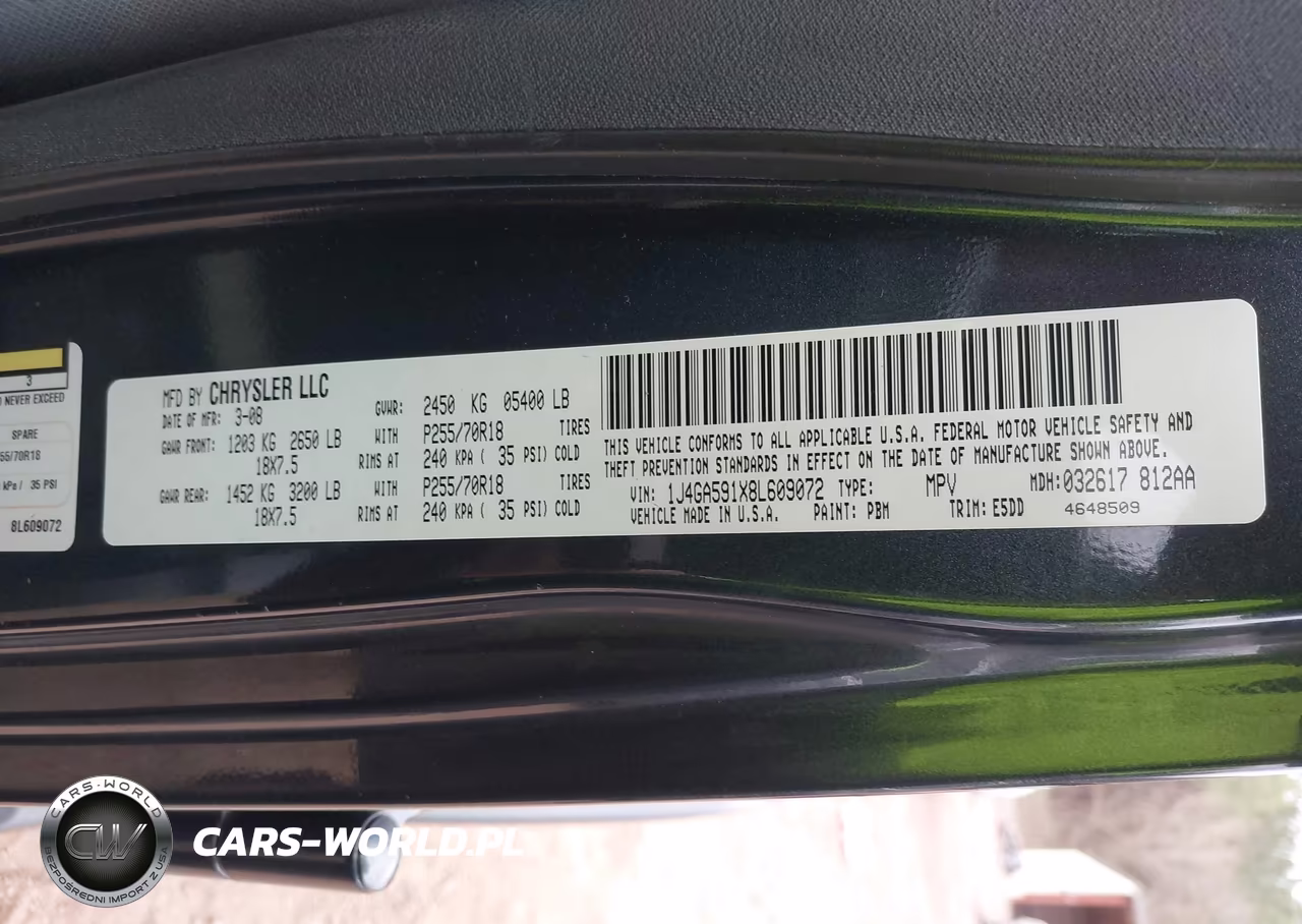 2008 Jeep Wrangler Unlimited Sahara VIN:1J4GA591X8L609072 - 9