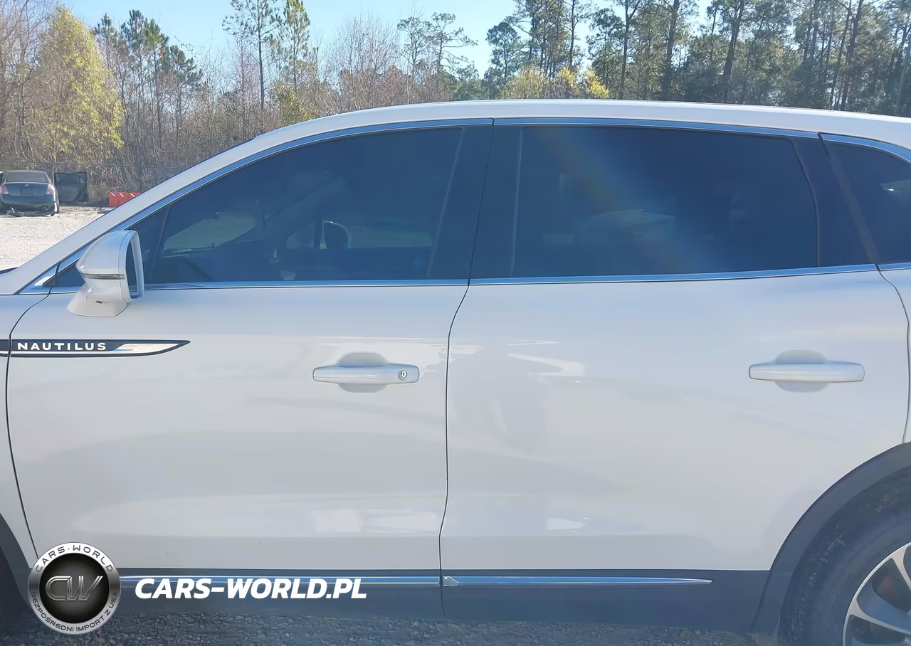 2022 Lincoln Nautilus Reserve VIN:2LMPJ8K93NBL06069 - 14