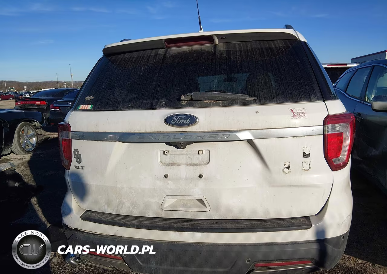 2019 Ford Explorer Xlt VIN:1FM5K7D81KGA40232 - 15
