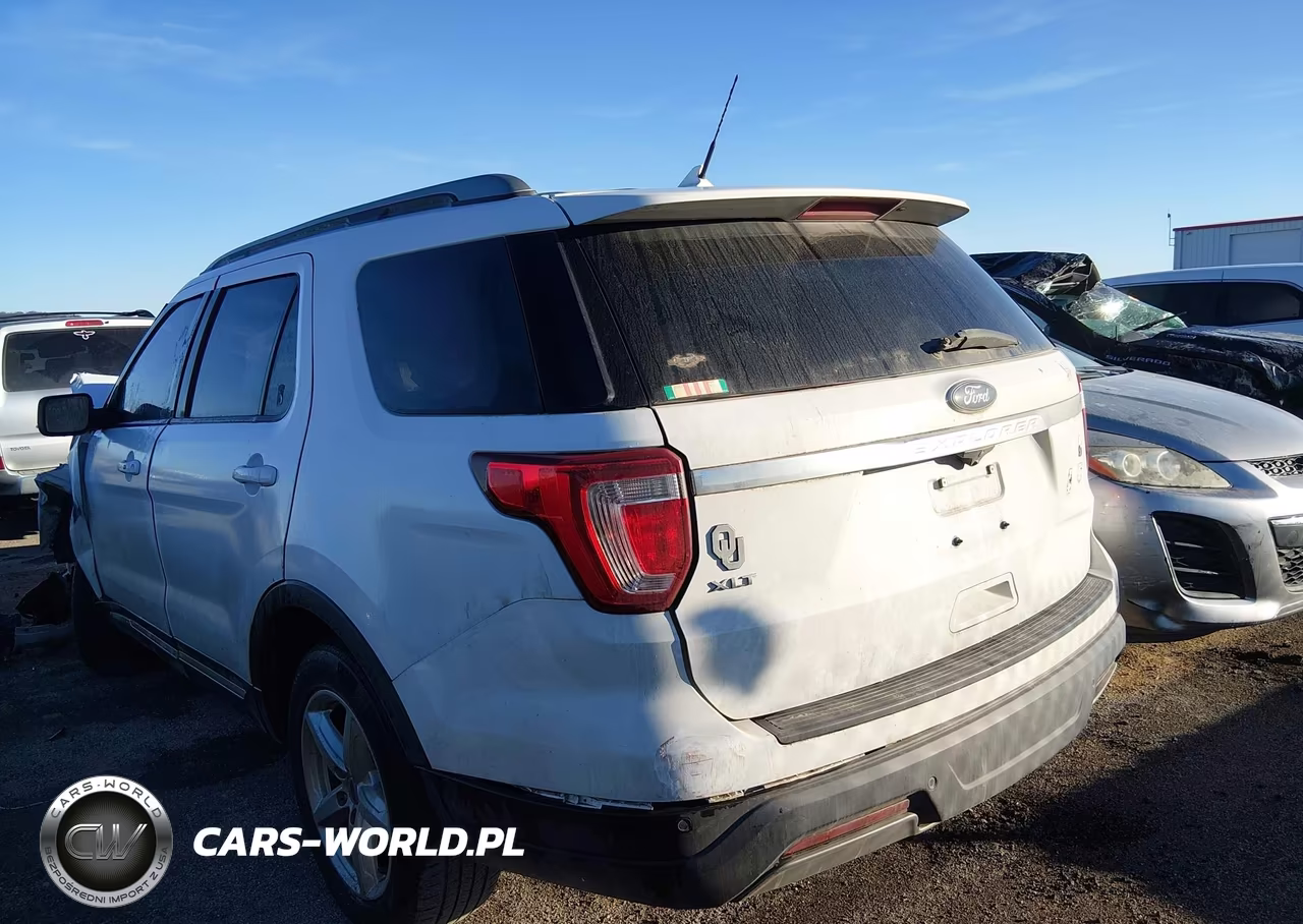2019 Ford Explorer Xlt VIN:1FM5K7D81KGA40232 - 3