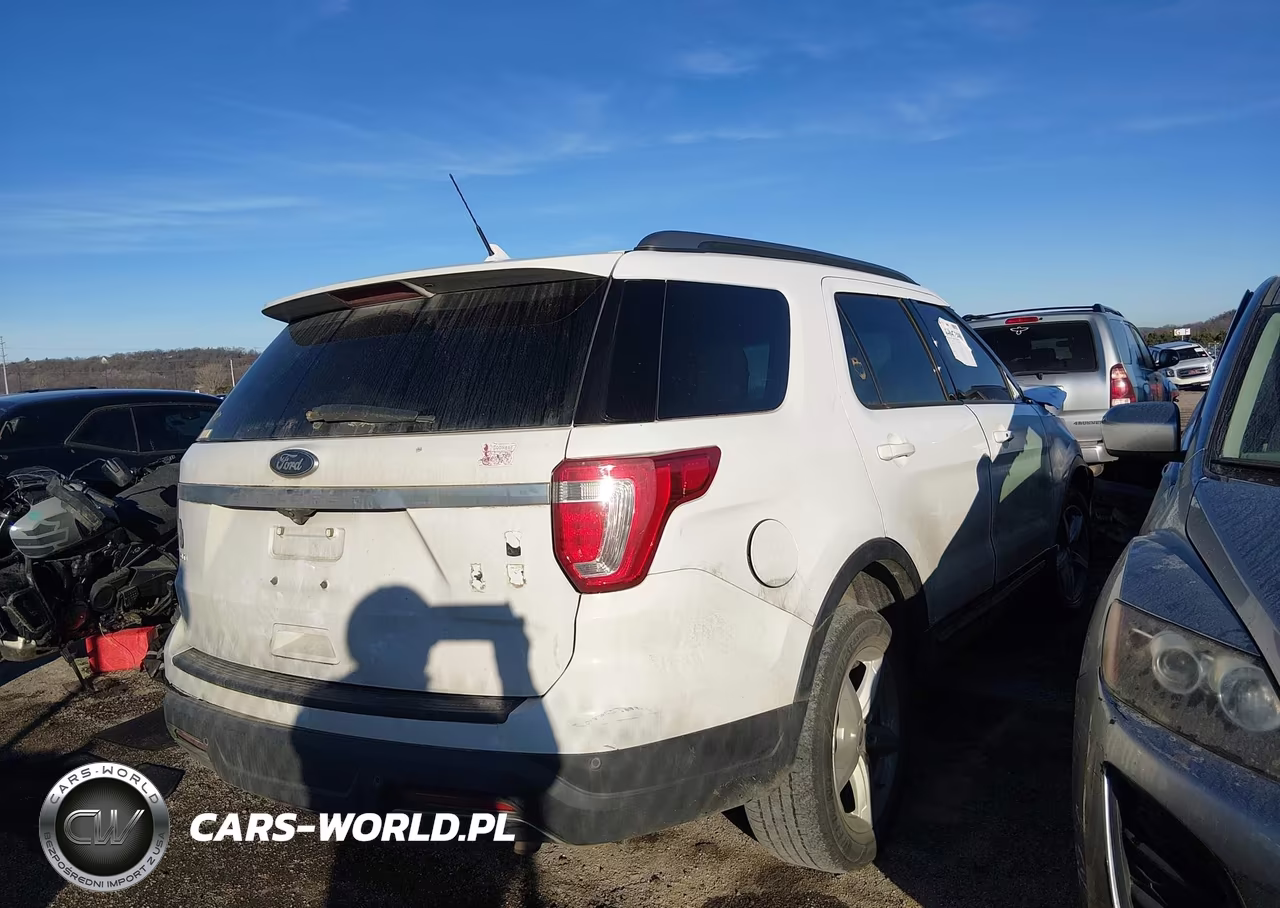 2019 Ford Explorer Xlt VIN:1FM5K7D81KGA40232 - 4