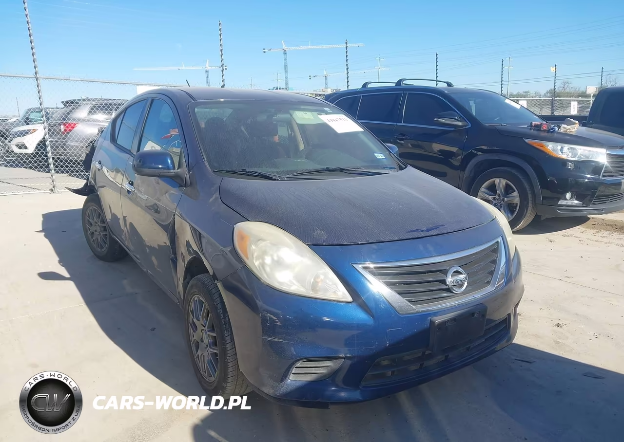 2012 Nissan Versa 1.6 Sv