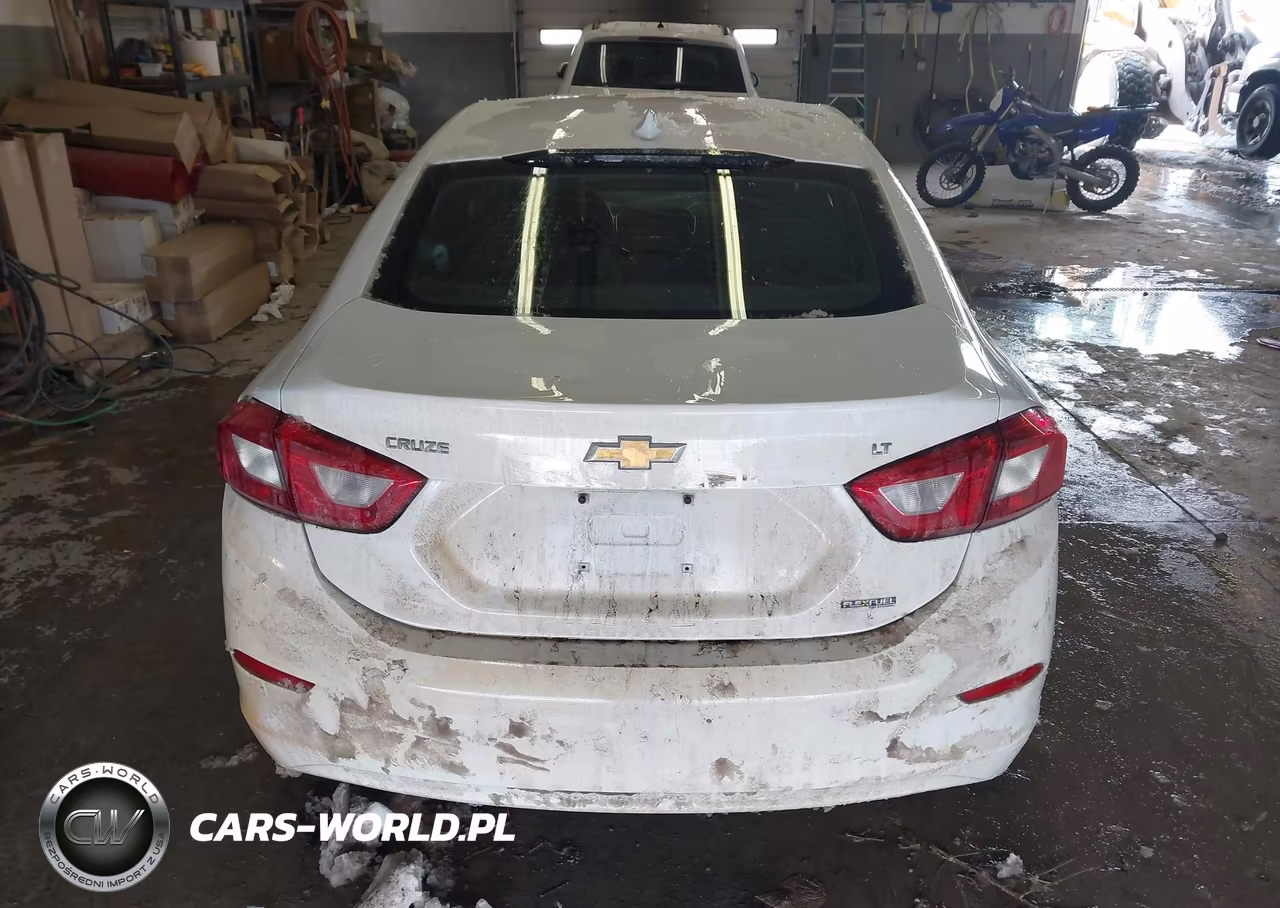 2018 Chevrolet Cruze Lt Auto VIN:1G1BE5SM9J7133798 - 16