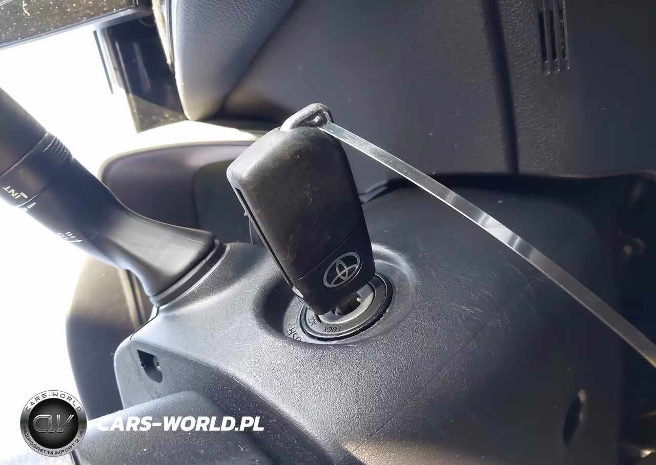 2022 Toyota Corolla Le VIN:5YFEPMAE9NP326668 - 11