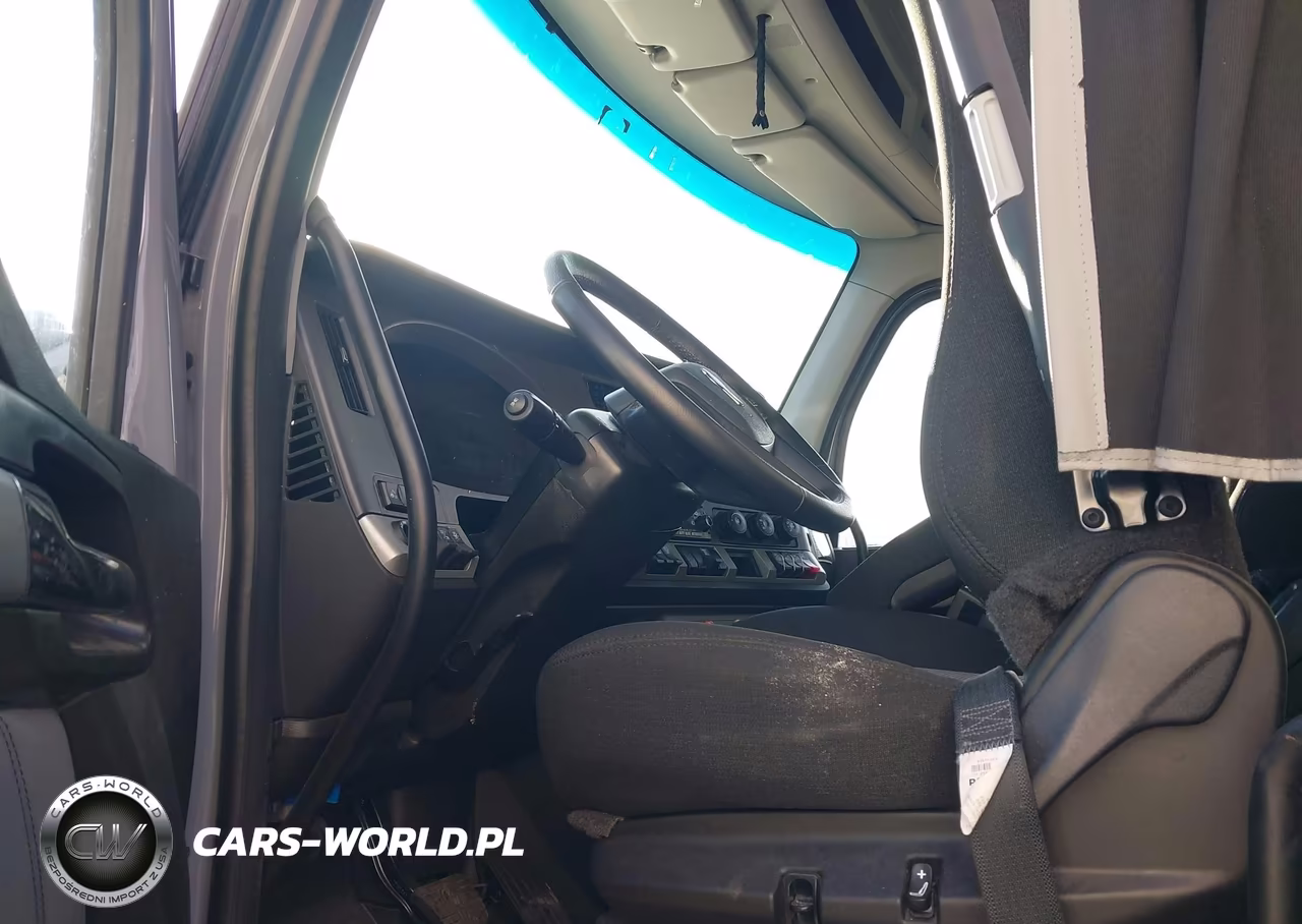 2026 Kenworth T680 VIN:1XKYD49X8TJ217314 - 7
