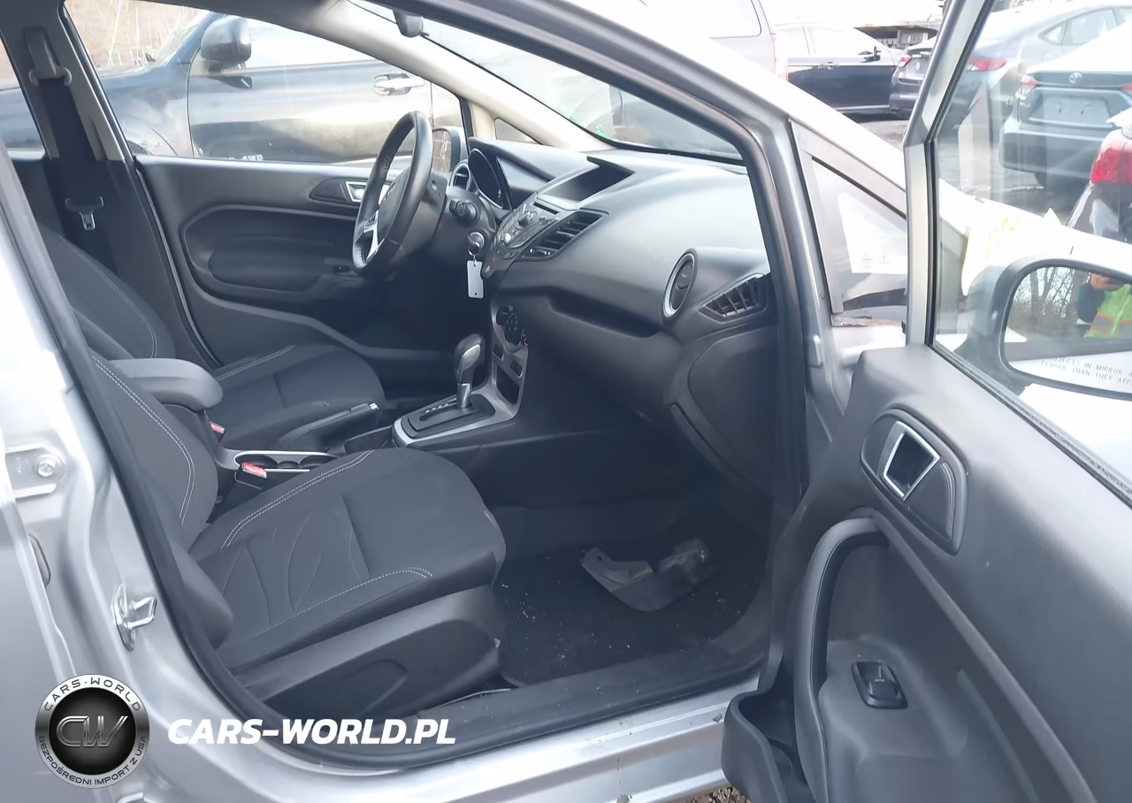 2015 Ford Fiesta Se VIN:3FADP4EJ5FM138411 - 5
