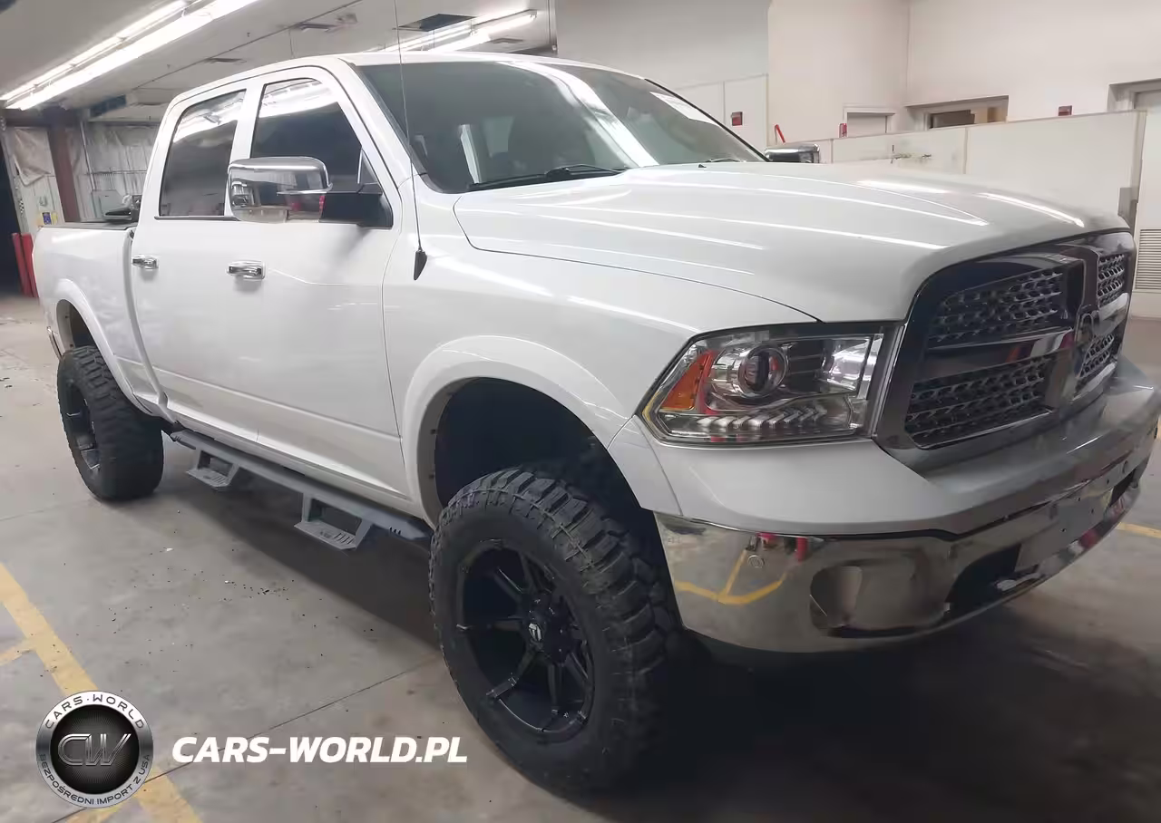 2017 Ram 1500 Laramie 4X4 6'4 Box