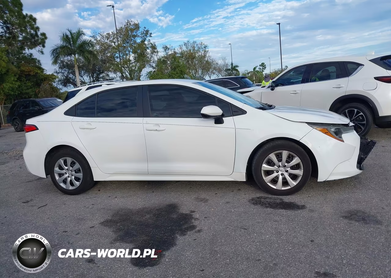 2020 Toyota Corolla Le VIN:5YFEPRAE4LP117946 - 13