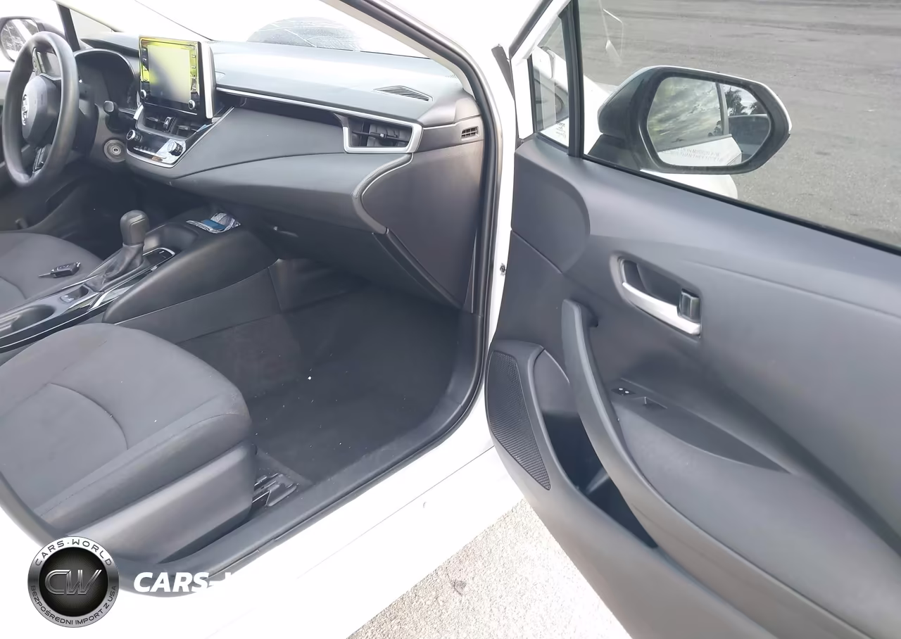 2020 Toyota Corolla Le VIN:5YFEPRAE4LP117946 - 5
