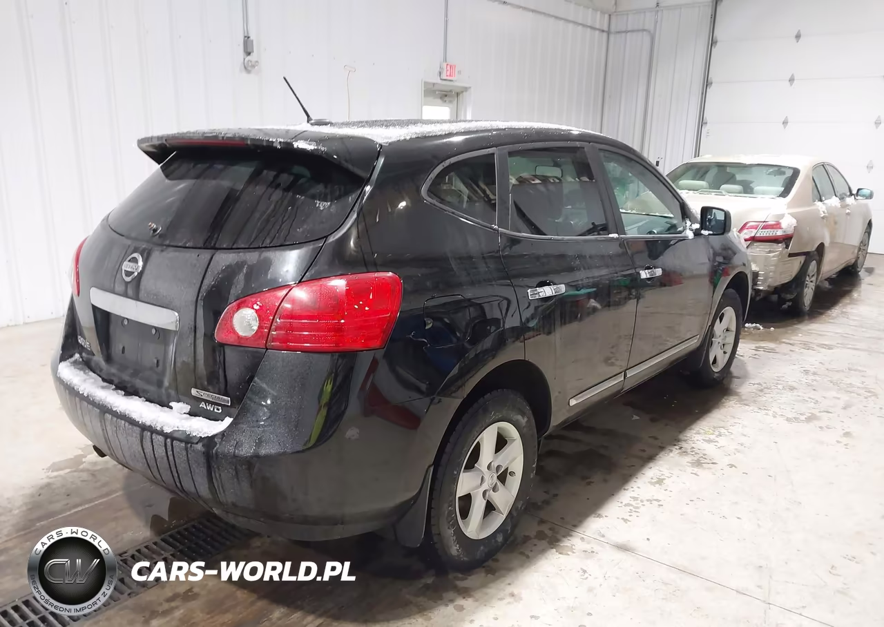 2013 Nissan Rogue S VIN:JN8AS5MV7DW666538 - 4