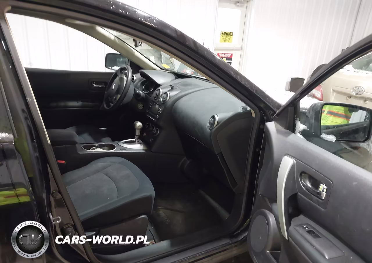 2013 Nissan Rogue S VIN:JN8AS5MV7DW666538 - 5