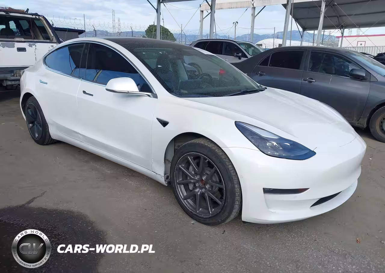 2018 Tesla Model 3 Long Range-Performance