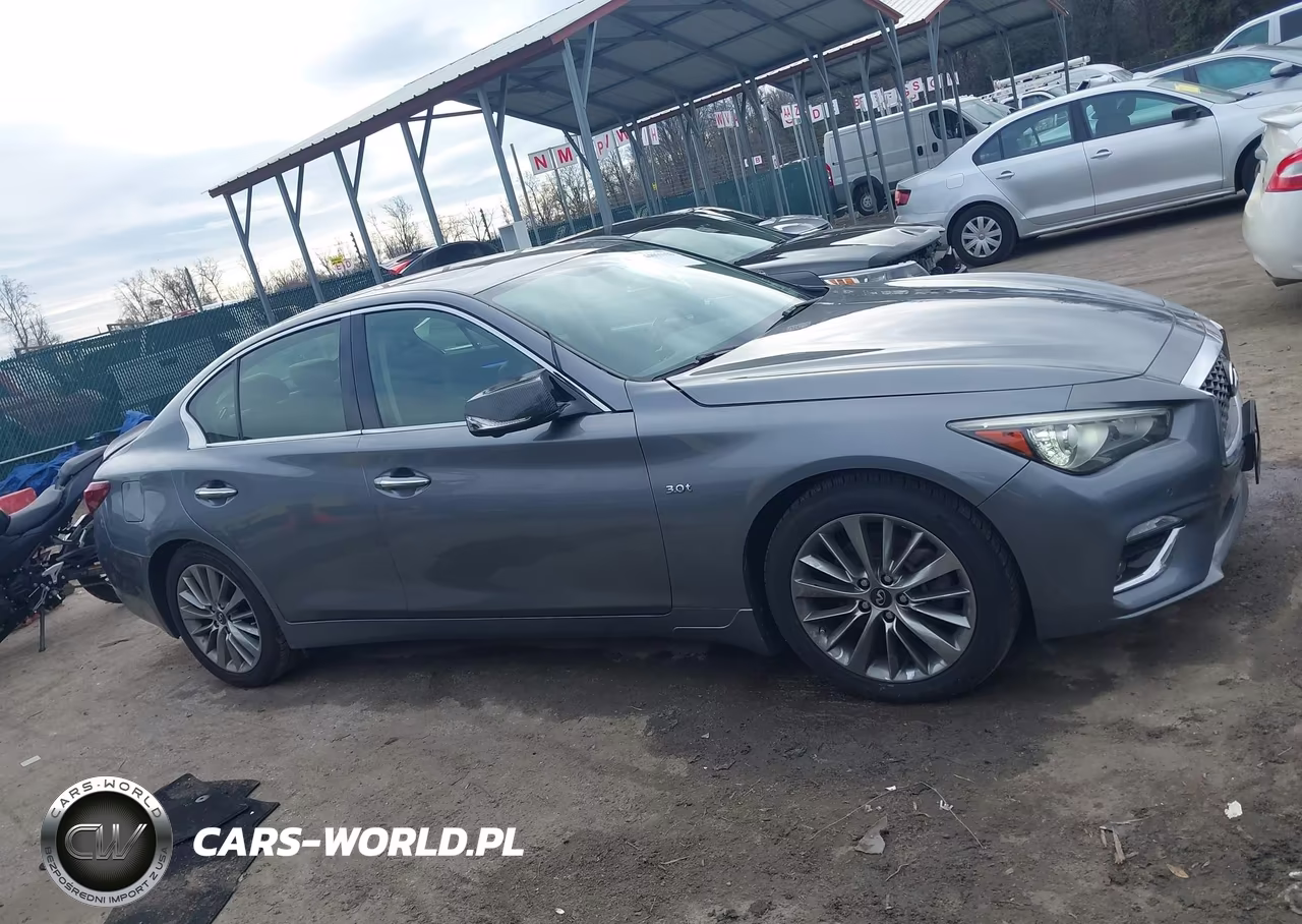 2018 Infiniti Q50 3.0T Luxe VIN:JN1EV7AR9JM441409 - 13