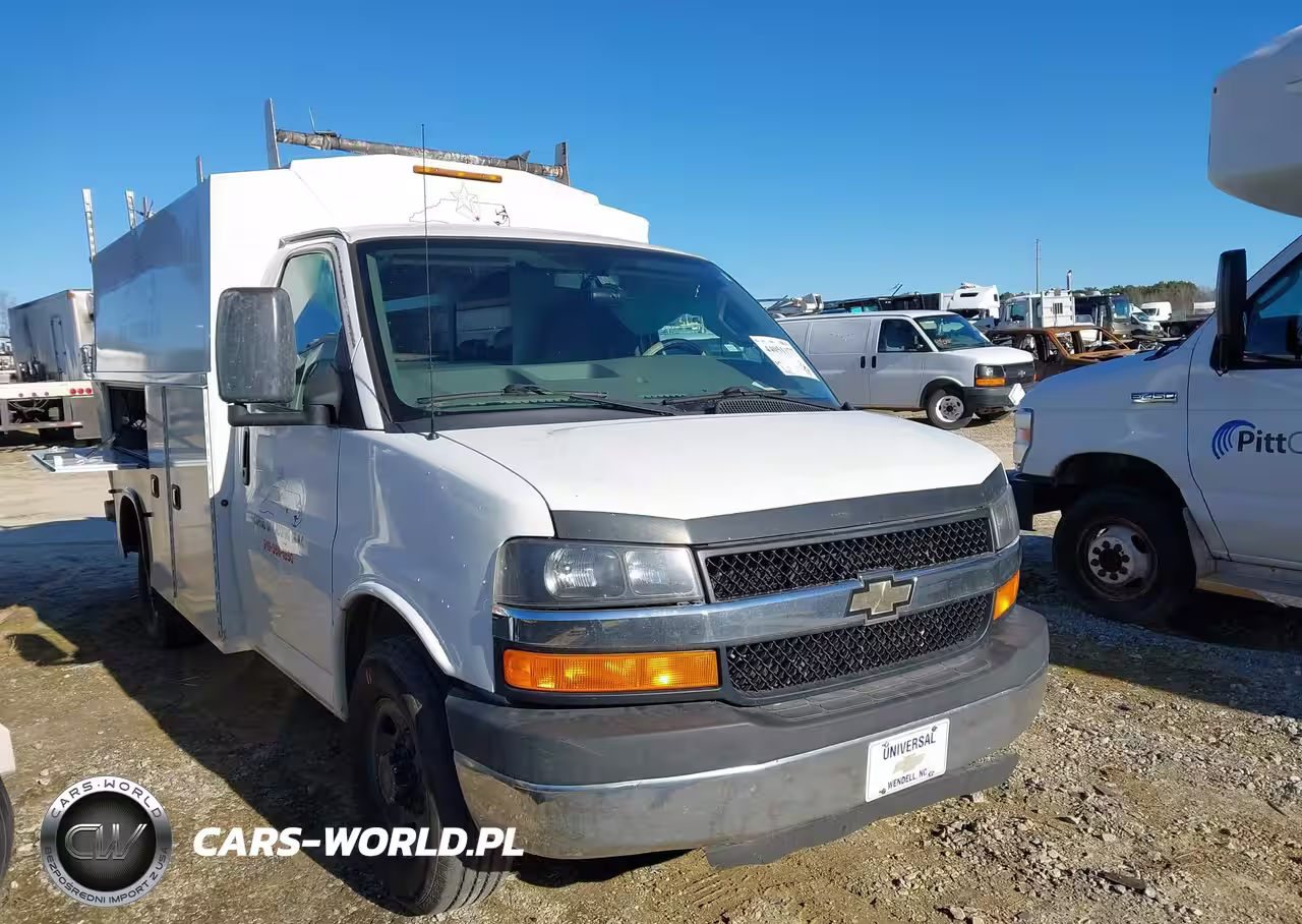 2016 Chevrolet Express Cutaway 3500