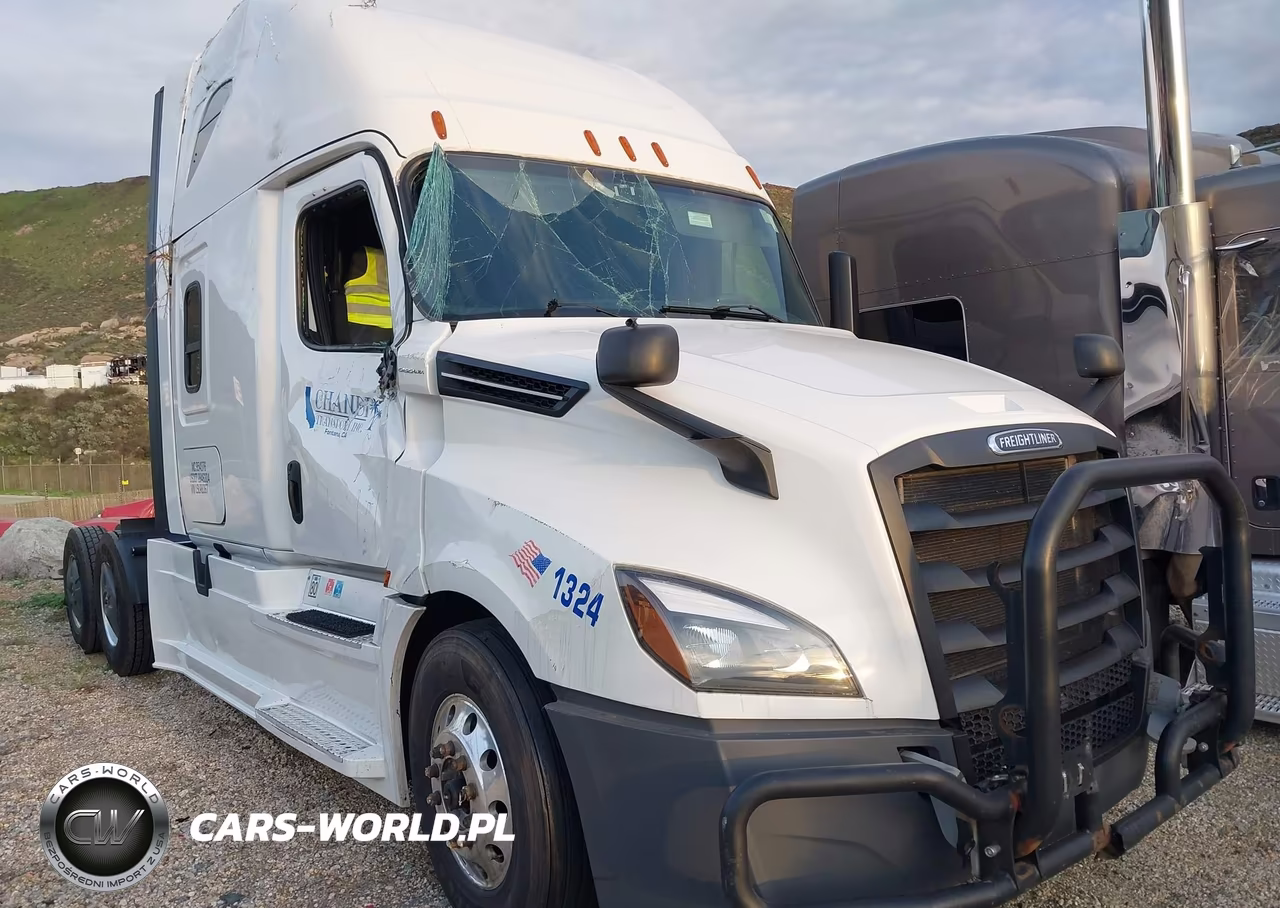 2020 Freightliner New Cascadia 126 VIN:3AKJHHDR8LSLR8367 - 1