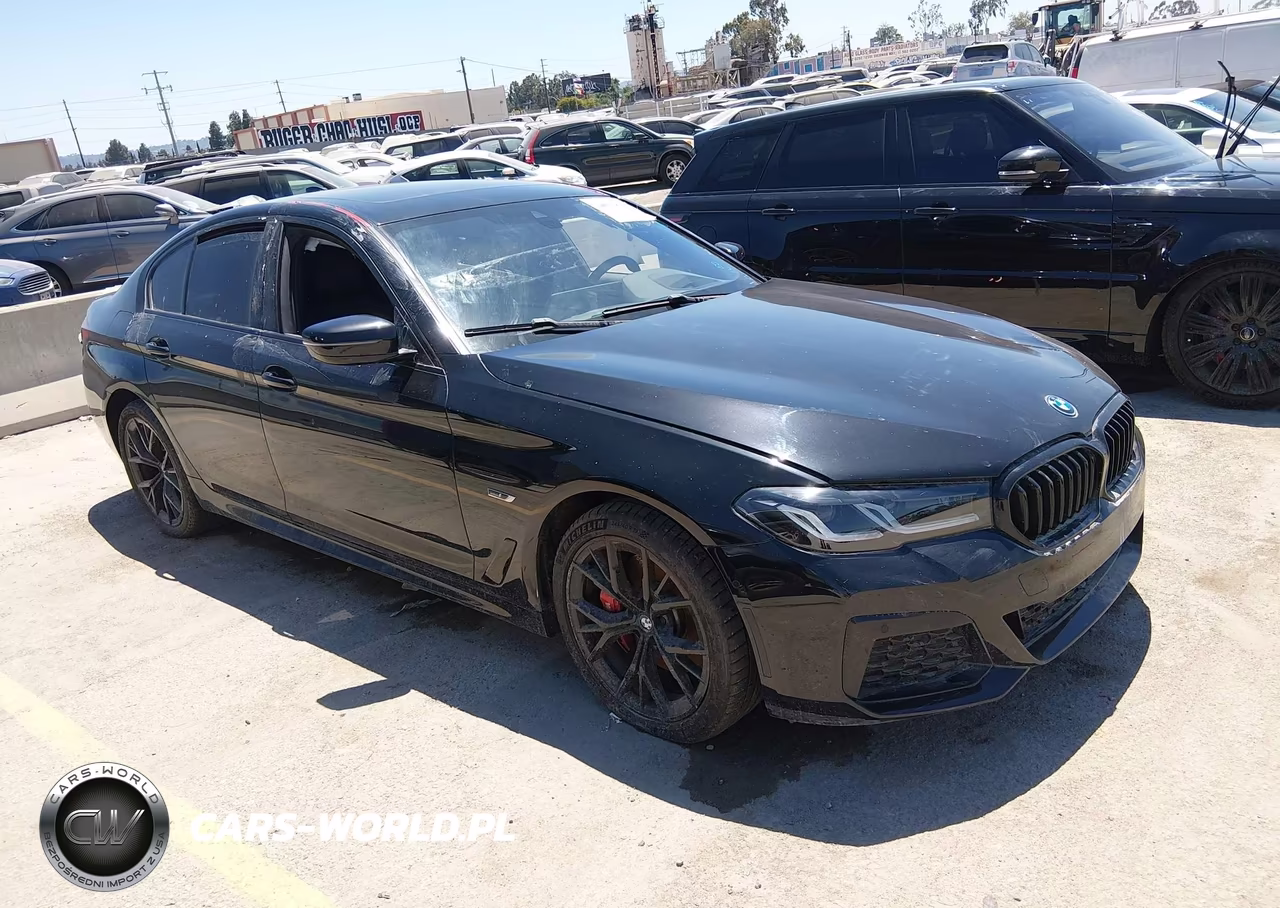 2023 BMW 530E – zdjęcie 1 z 18