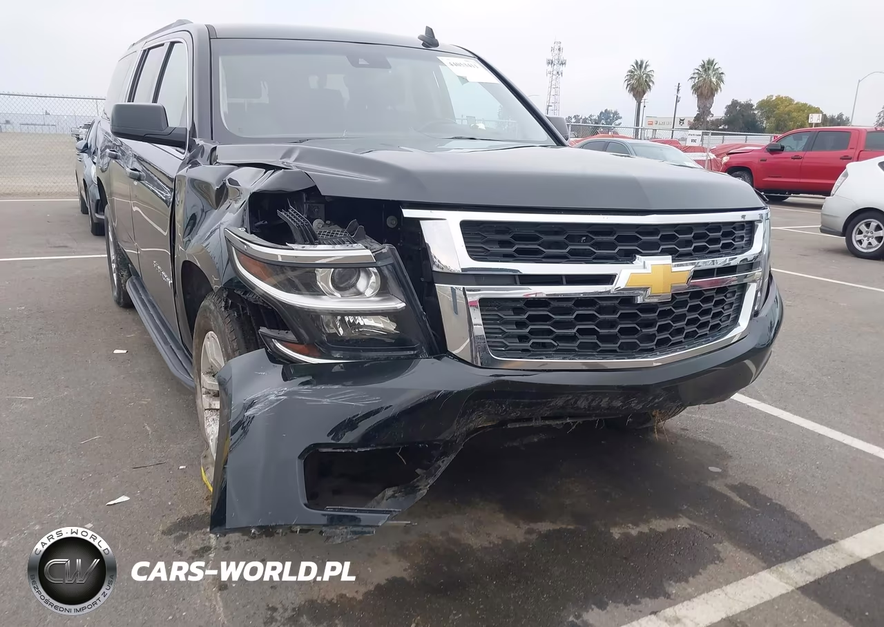 2018 Chevrolet Suburban Lt VIN:1GNSKHKC4JR205124 - 17