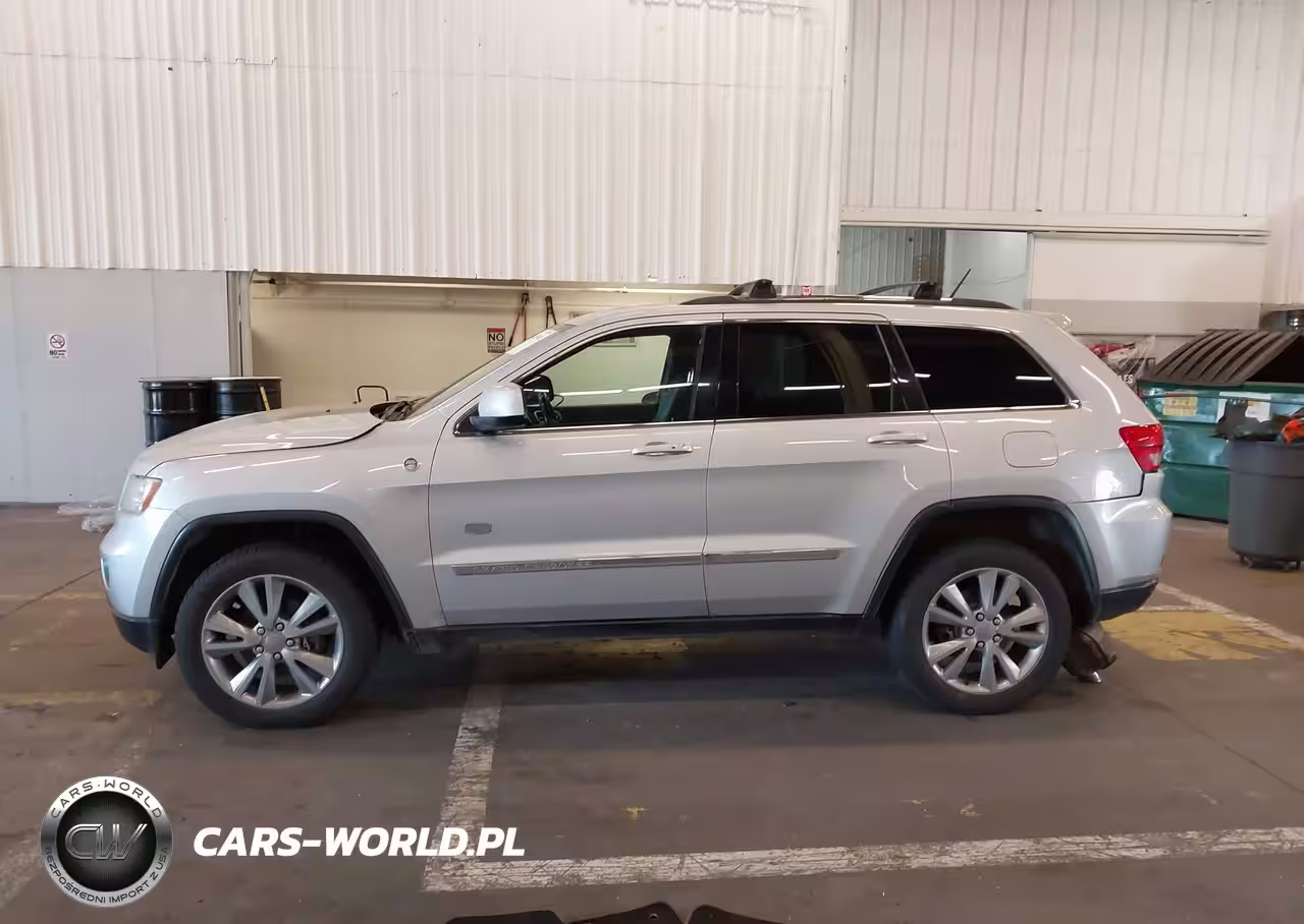 2011 Jeep Grand Cherokee Laredo VIN:1J4RR4GT1BC646258 - 14