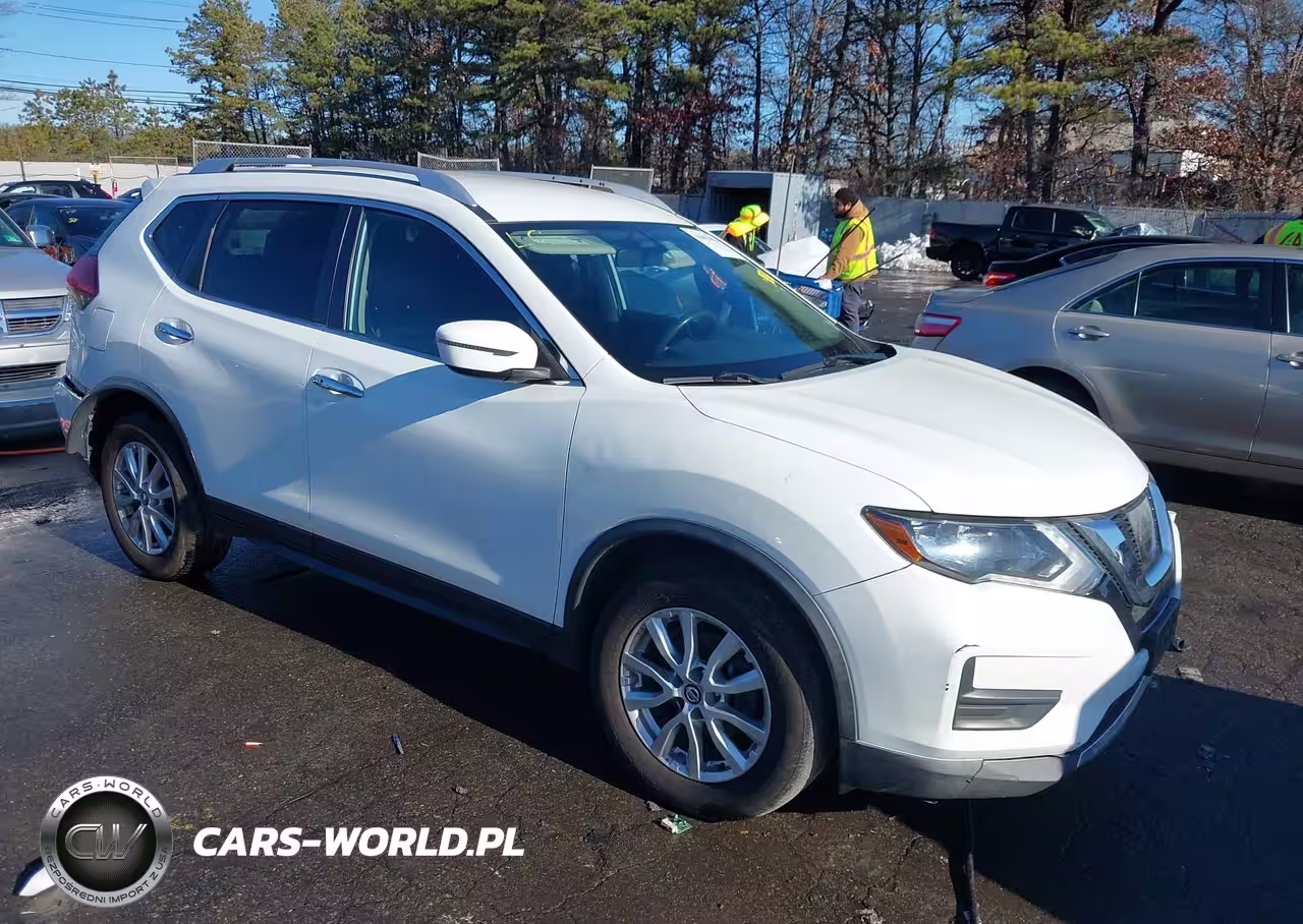 2017 Nissan Rogue Sv