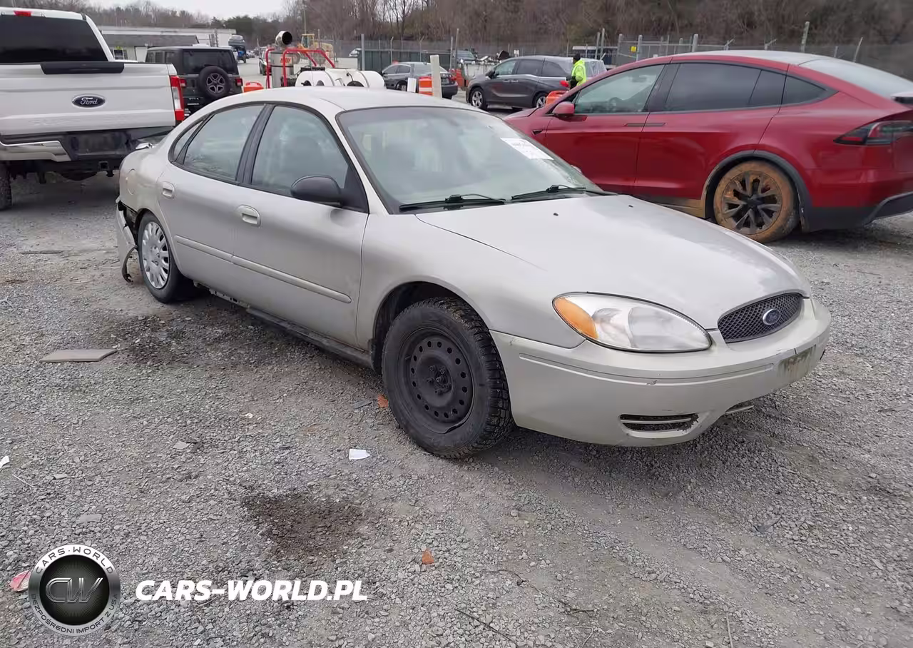 2004 Ford Taurus Se