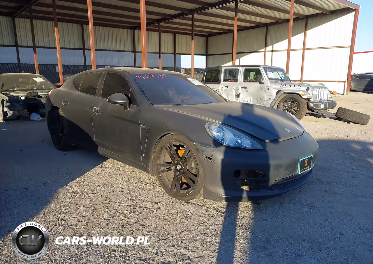 2011 Porsche Panamera 4