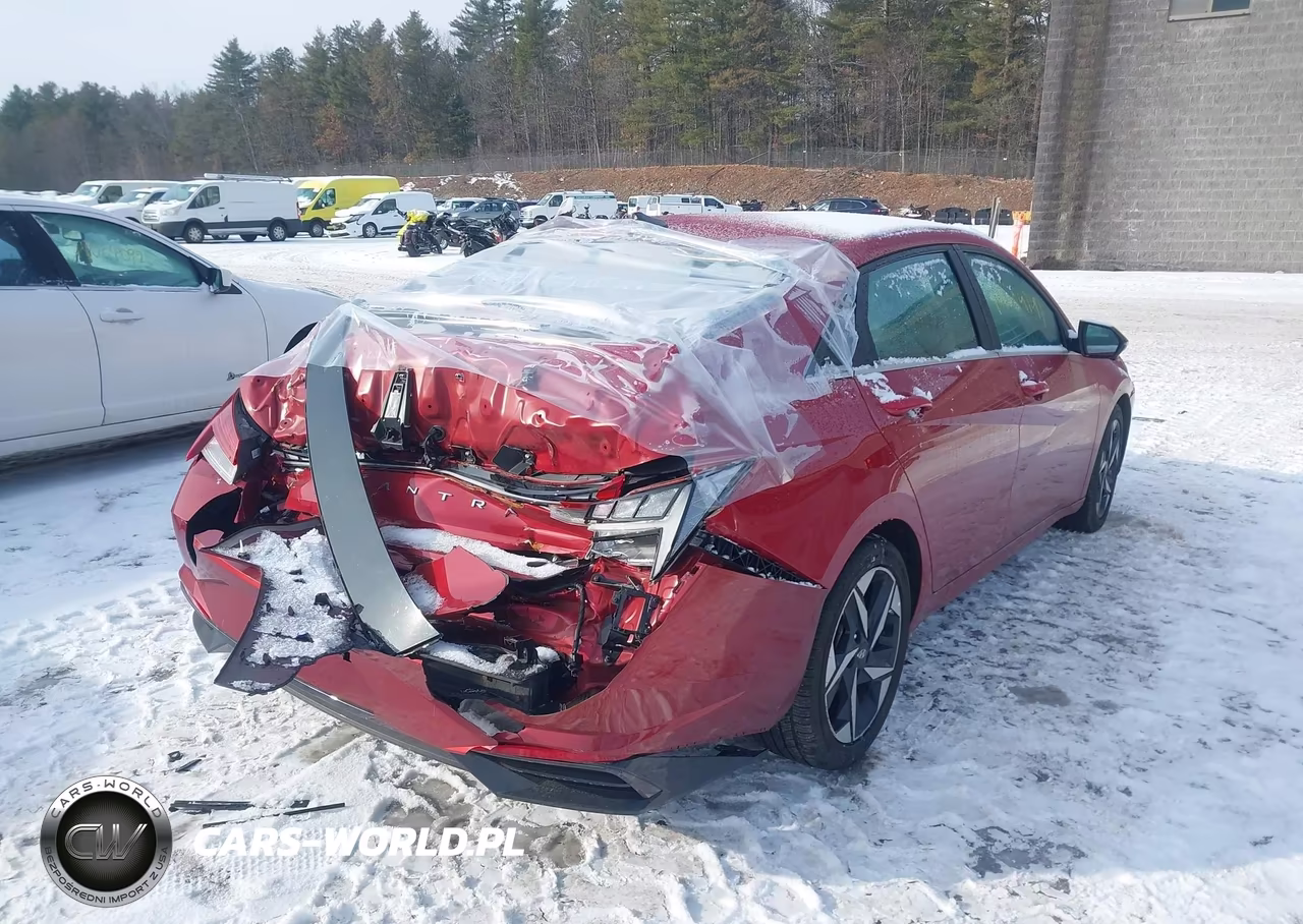 2022 Hyundai Elantra Sel VIN:KMHLN4AG8NU354300 - 4