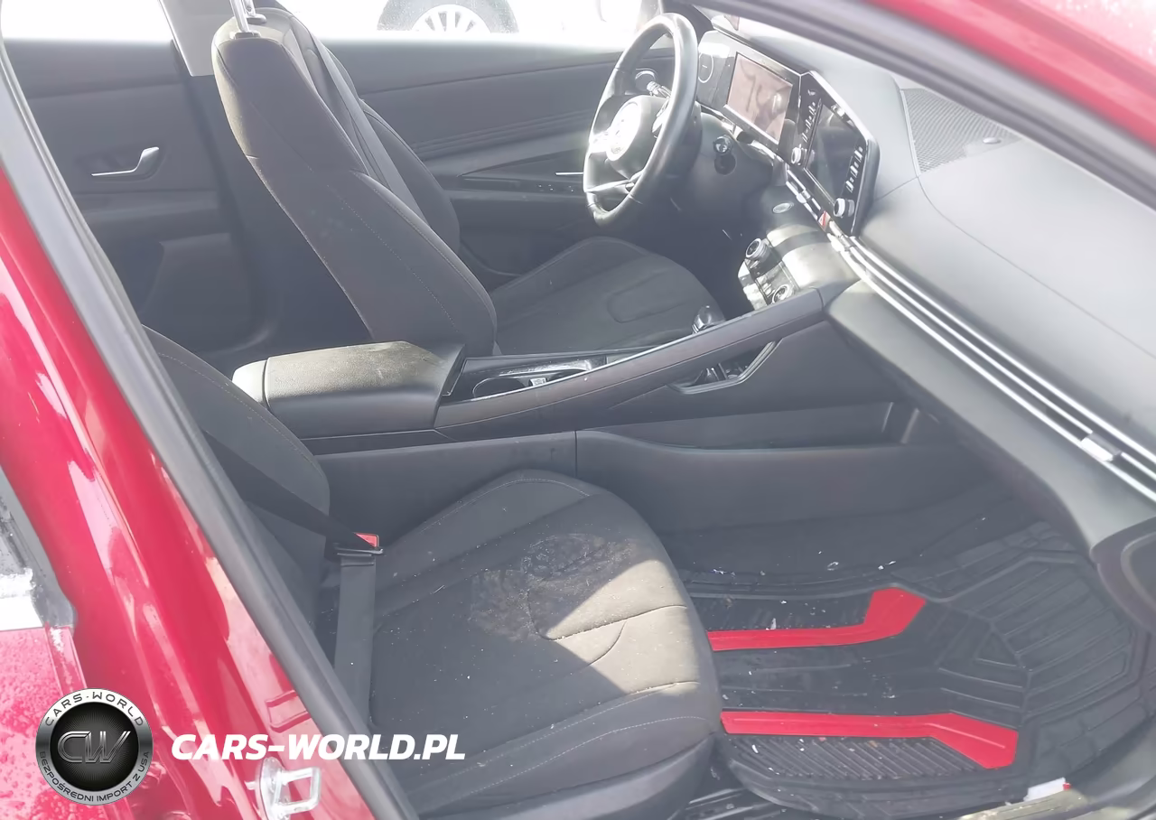 2022 Hyundai Elantra Sel VIN:KMHLN4AG8NU354300 - 5