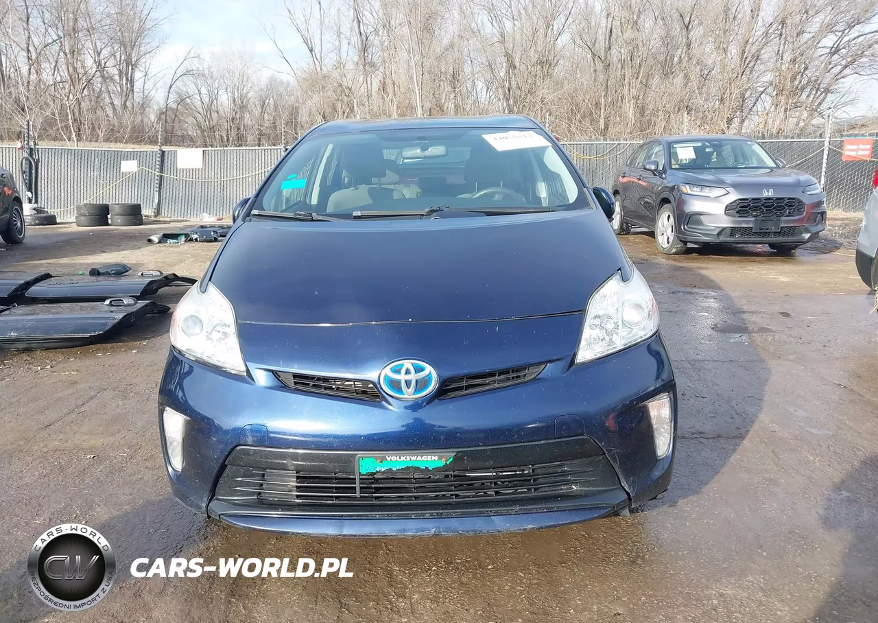 2015 Toyota Prius Three VIN:JTDKN3DUXF0406689 - 13