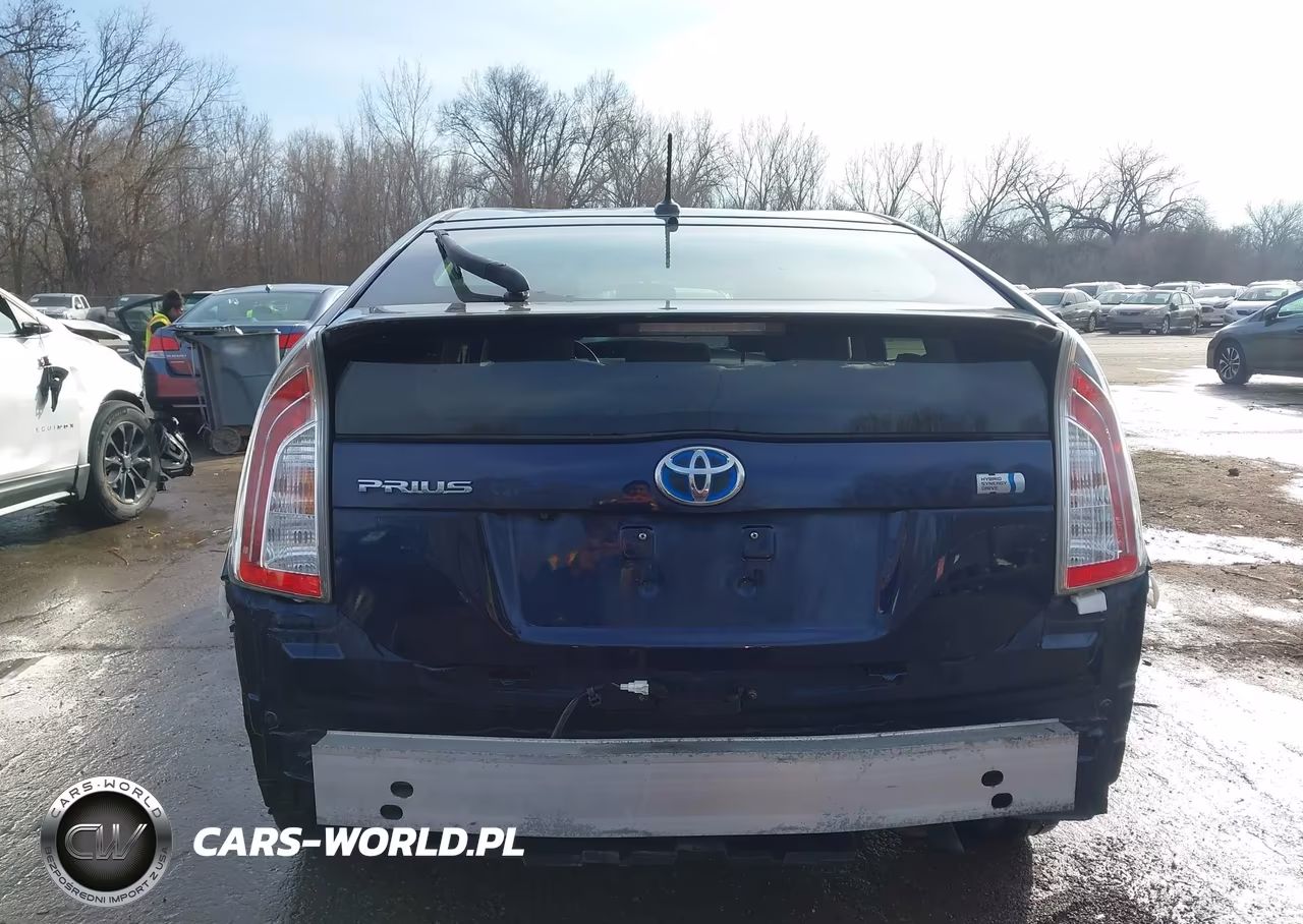 2015 Toyota Prius Three VIN:JTDKN3DUXF0406689 - 17