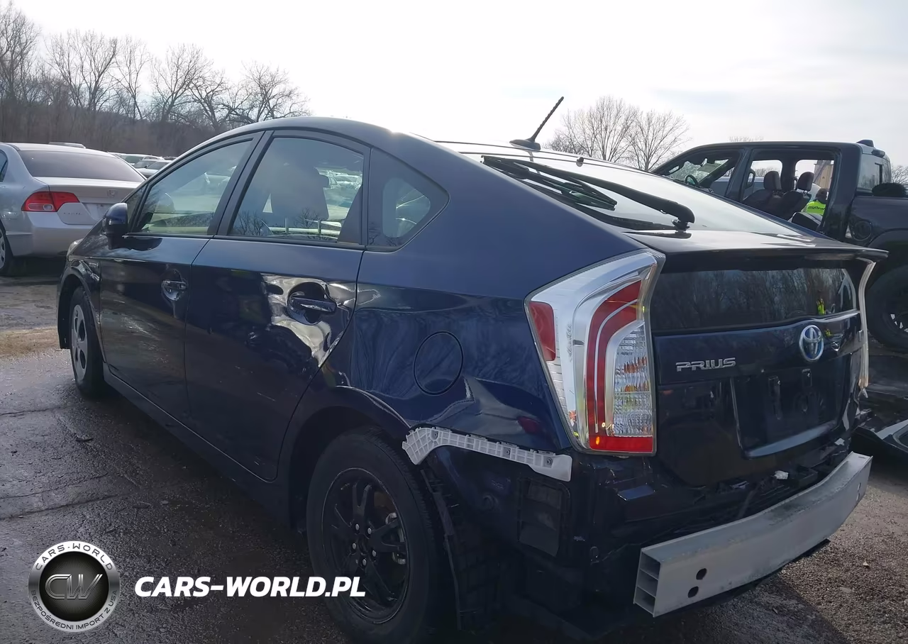 2015 Toyota Prius Three VIN:JTDKN3DUXF0406689 - 3