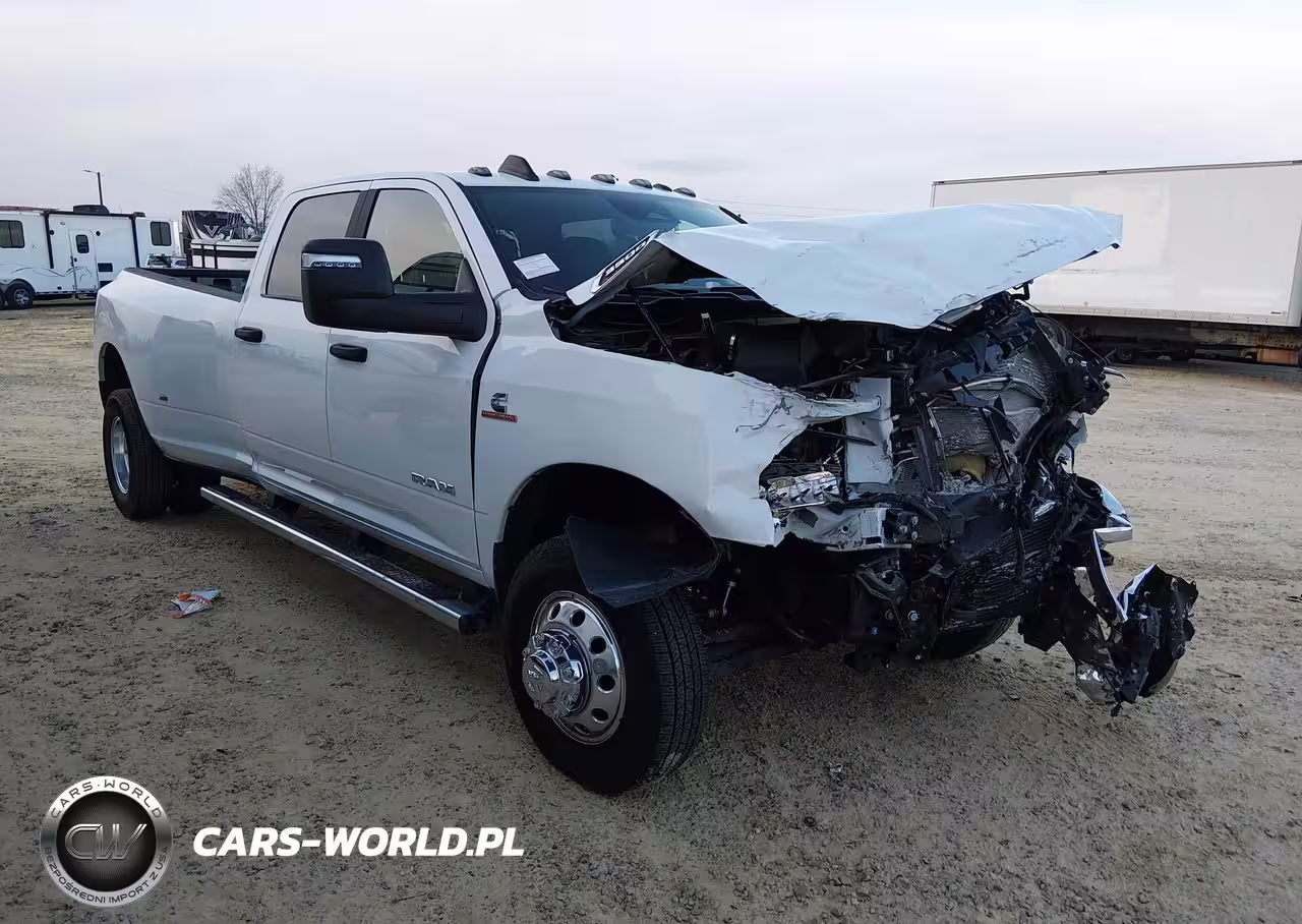 2025 Ram 3500 Big Horn 4X4 8' Box