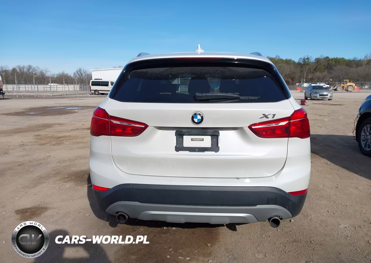 2018 BMW X1 xDrive28I VIN:WBXHT3C39J5K29771 - 16