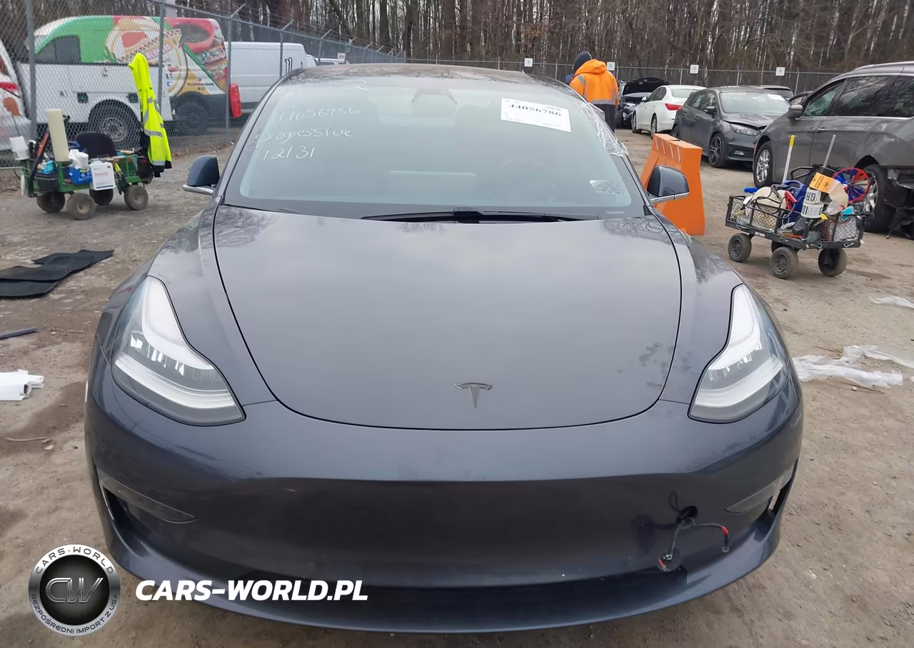 2018 Tesla Model 3 Long Range-Mid Range VIN:5YJ3E1EA7JF153712 - 12