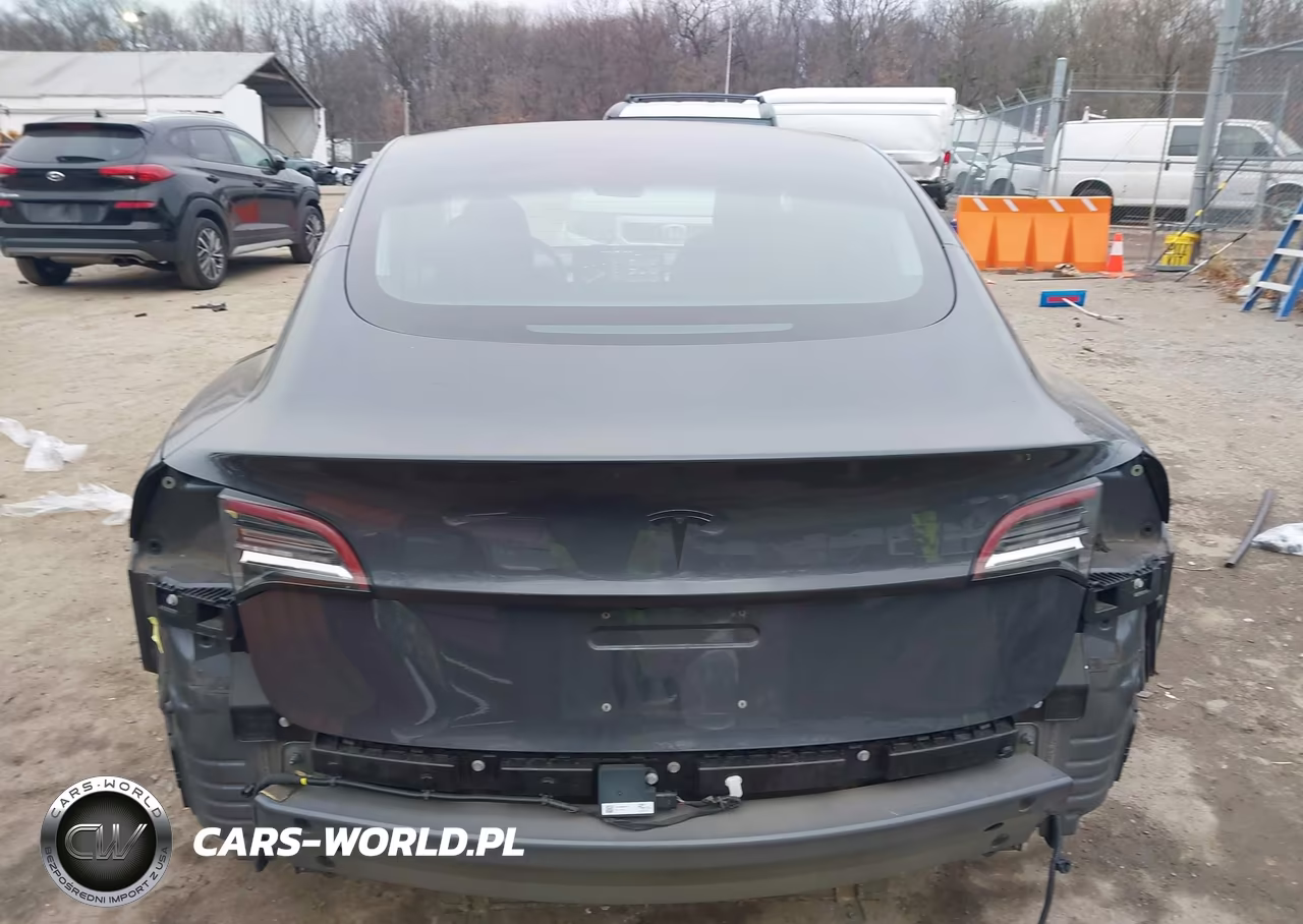 2018 Tesla Model 3 Long Range-Mid Range VIN:5YJ3E1EA7JF153712 - 16