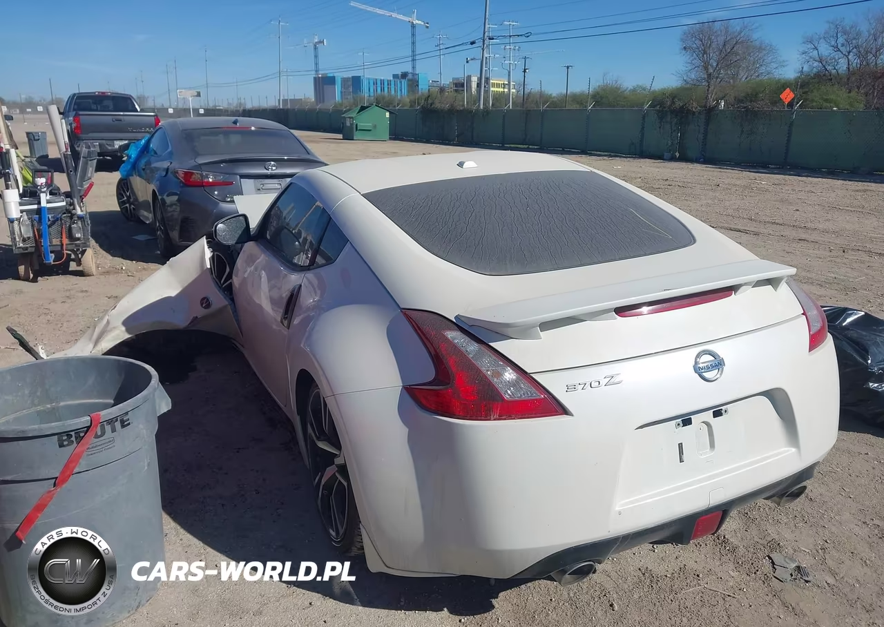 2019 Nissan 370Z Sport Touring VIN:JN1AZ4EH1KM422468 - 3