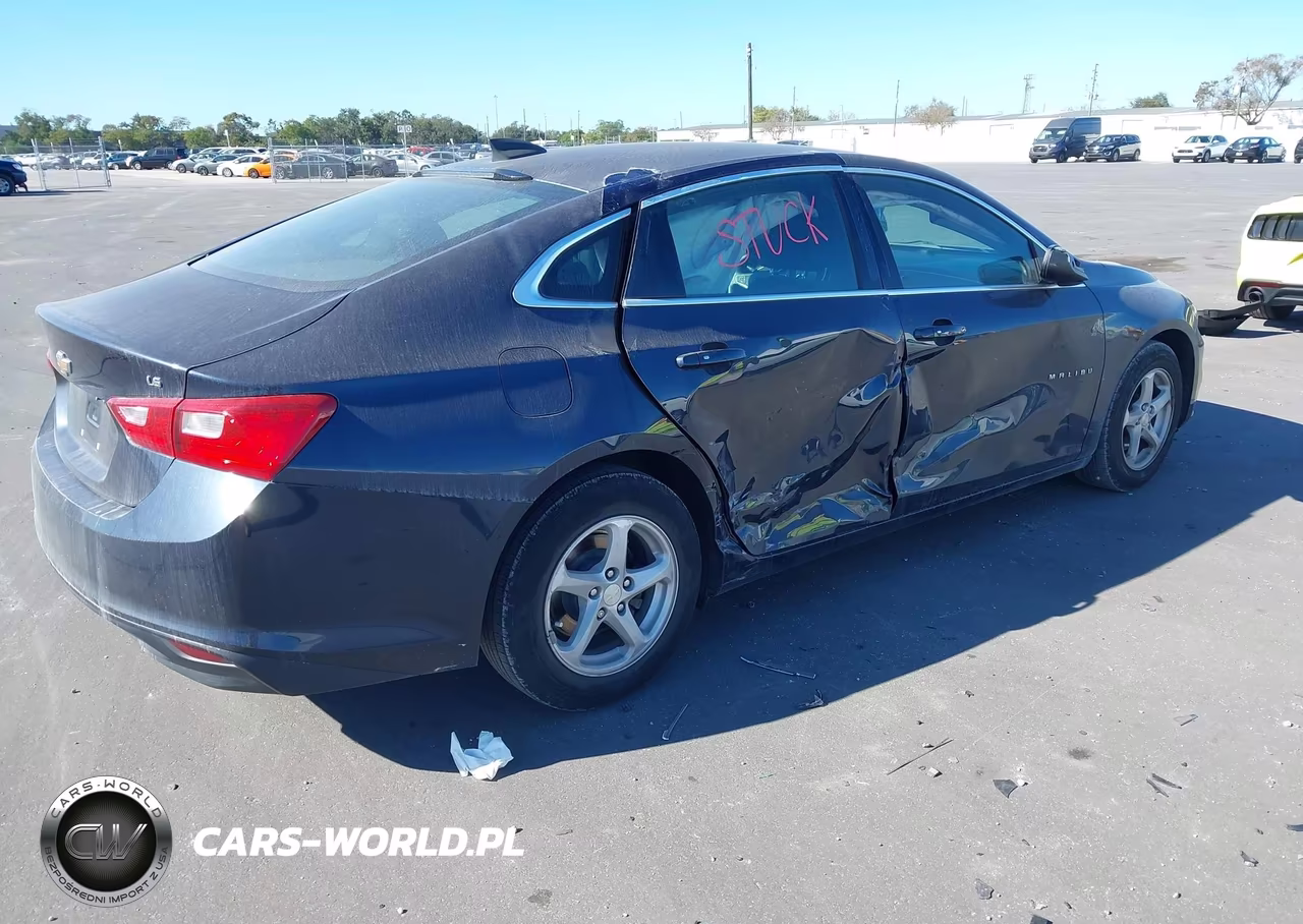 2016 Chevrolet Malibu Ls VIN:1G1ZB5ST0GF181803 - 4