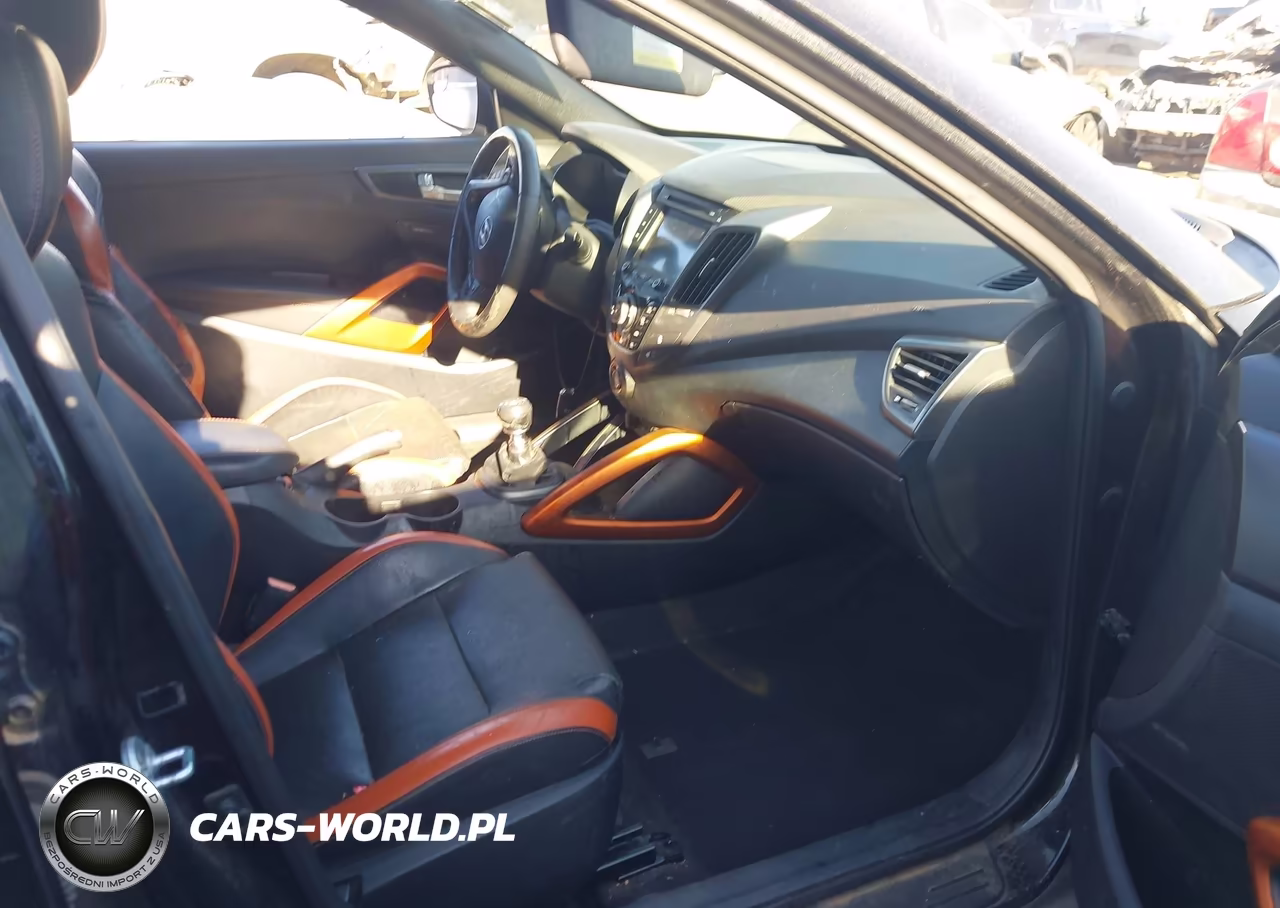 2016 Hyundai Veloster Turbo VIN:KMHTC6AE6GU297842 - 5