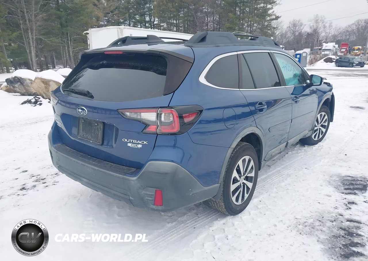 2020 Subaru Outback Premium VIN:4S4BTACC6L3144999 - 4