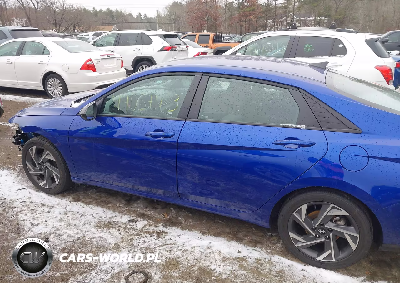 2025 Hyundai Elantra Sel Sport VIN:KMHLM4DG4SU958873 - 15