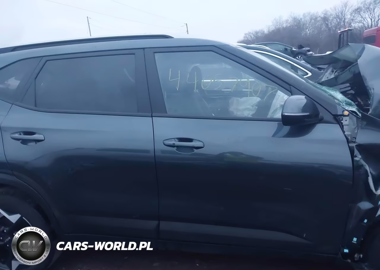 2025 Kia Seltos S VIN:KNDEUCAA4S7815878 - 12